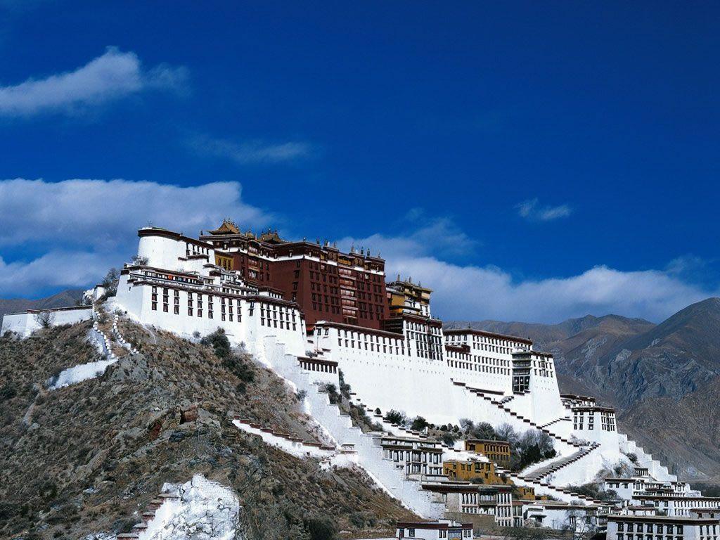 1024x768 Tibet Wallpaper
