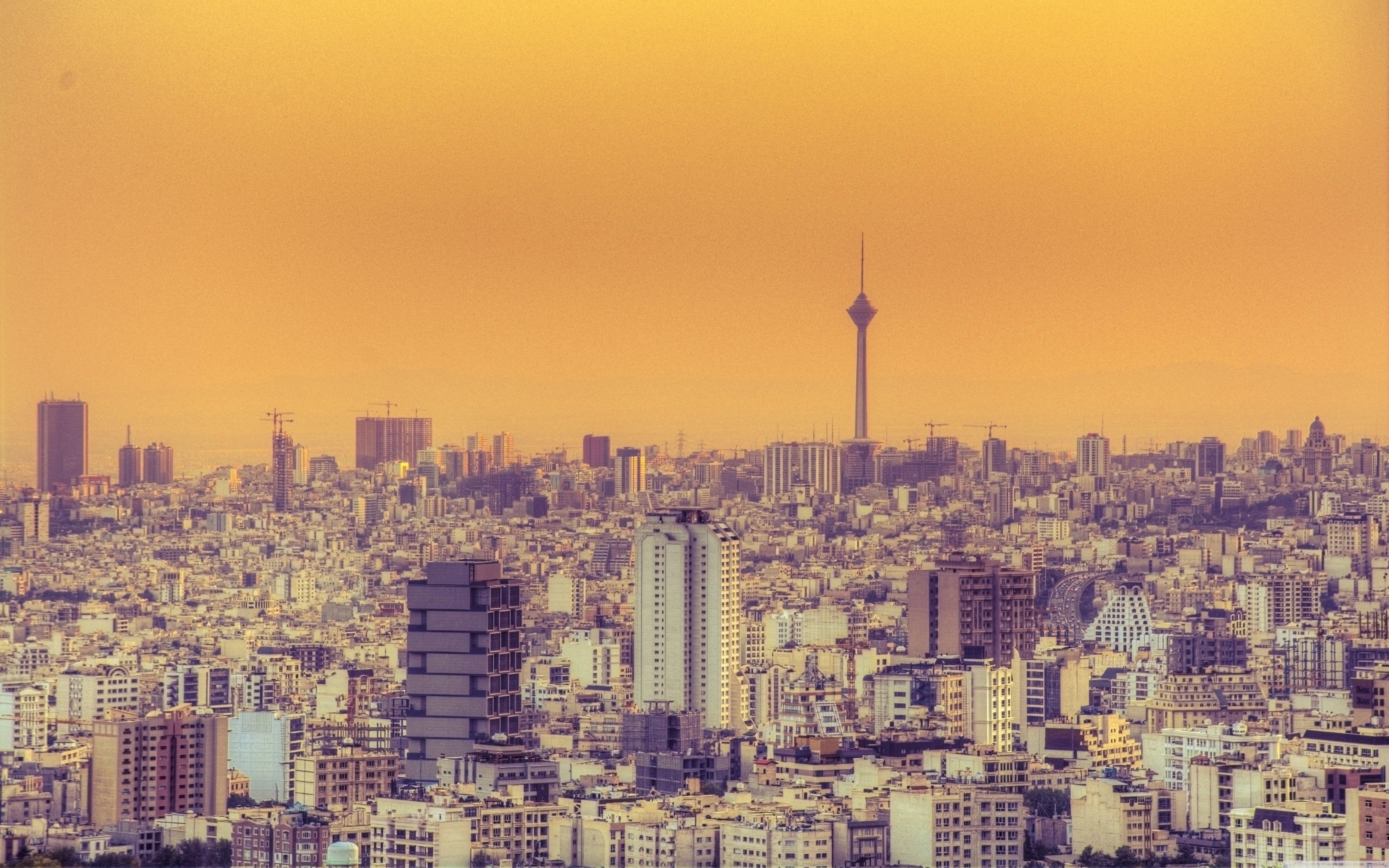 5120x3200 Download Tehran 0700 PM UltraHD Wallpaper