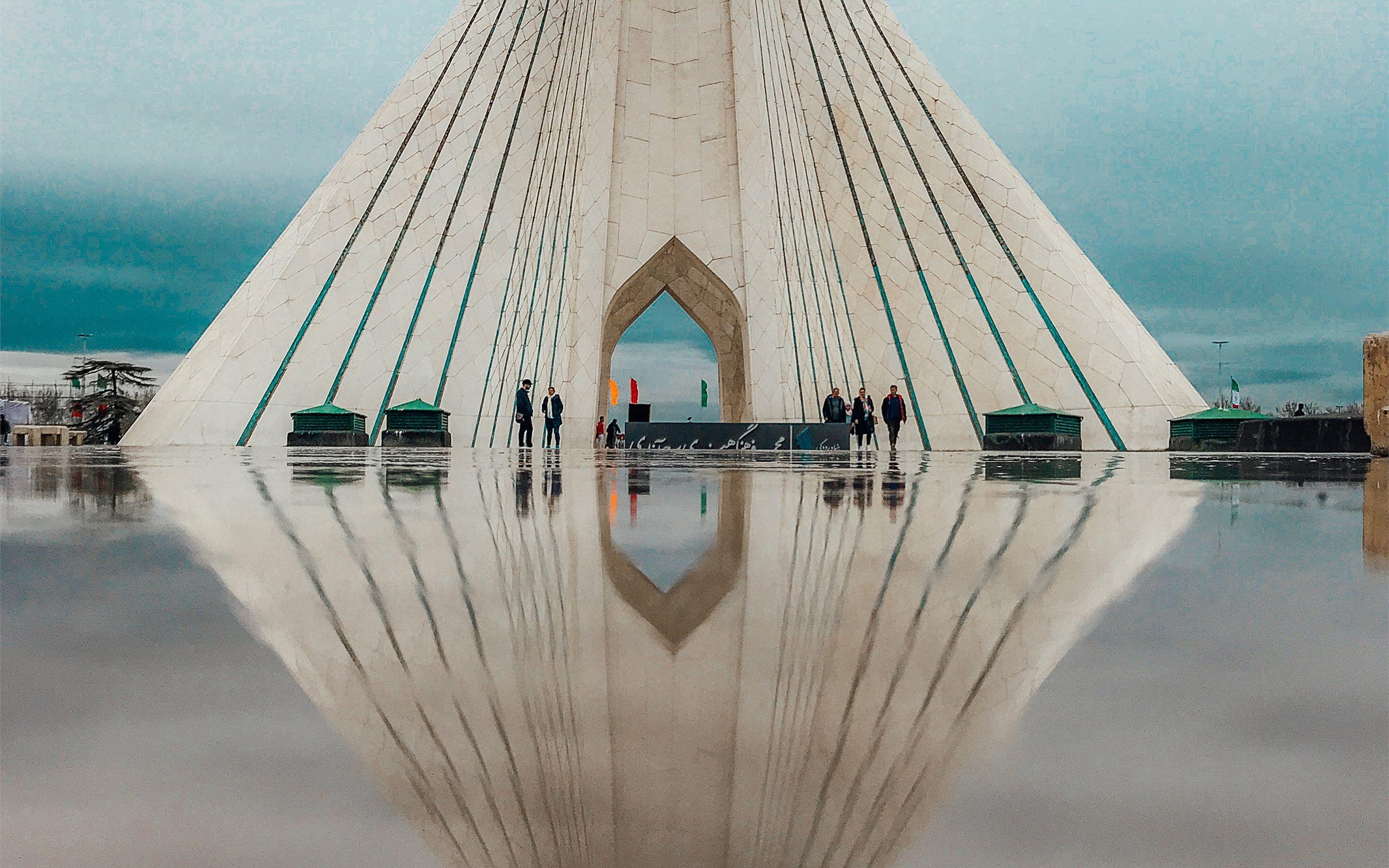 2880x1800 Azadi Tower, Tehran, Iran Mac Wallpaper Download