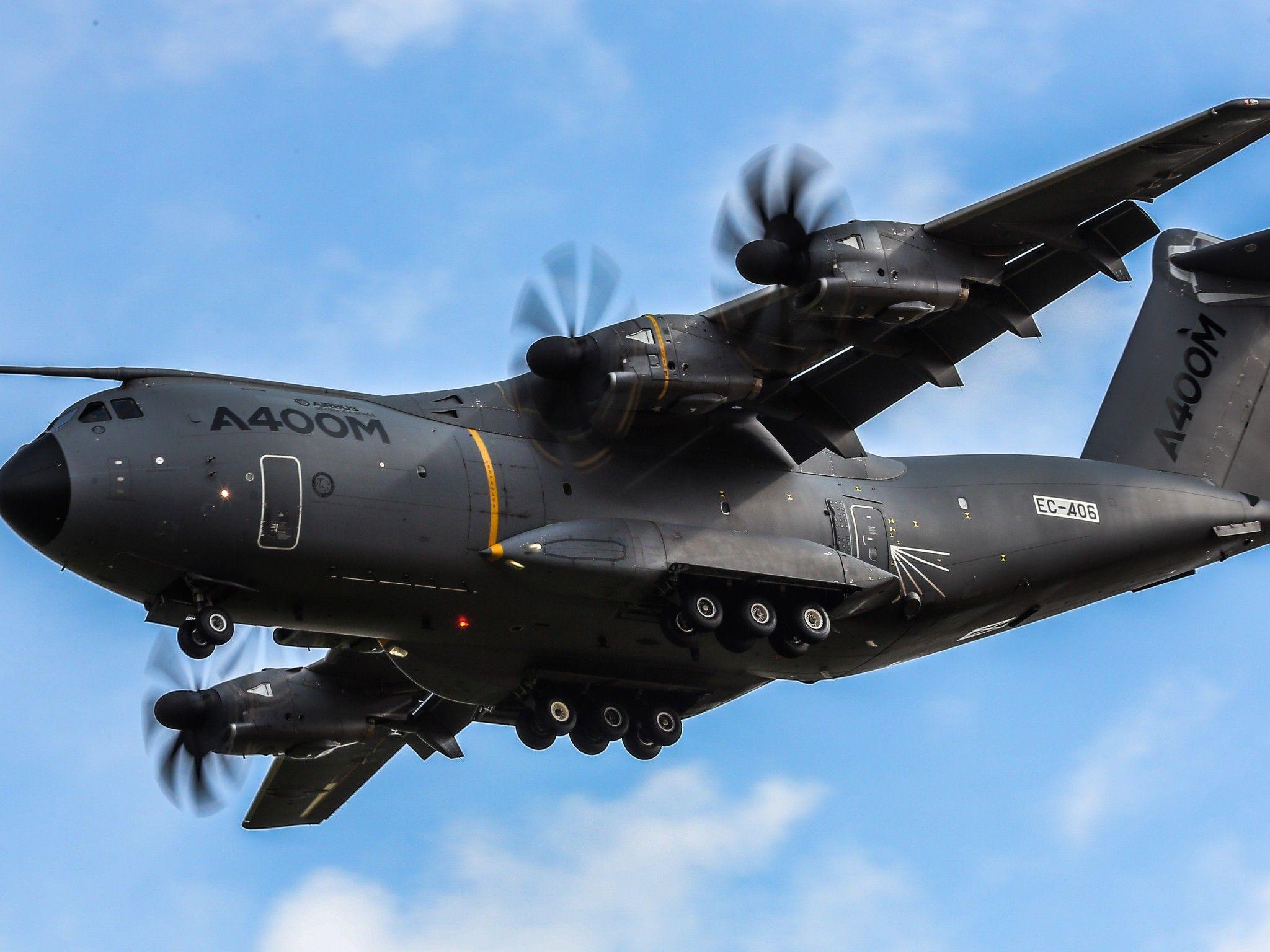 2048x1536 Wallpaper Airbus A400M Atlas, Transport aircraft, Airbus Military