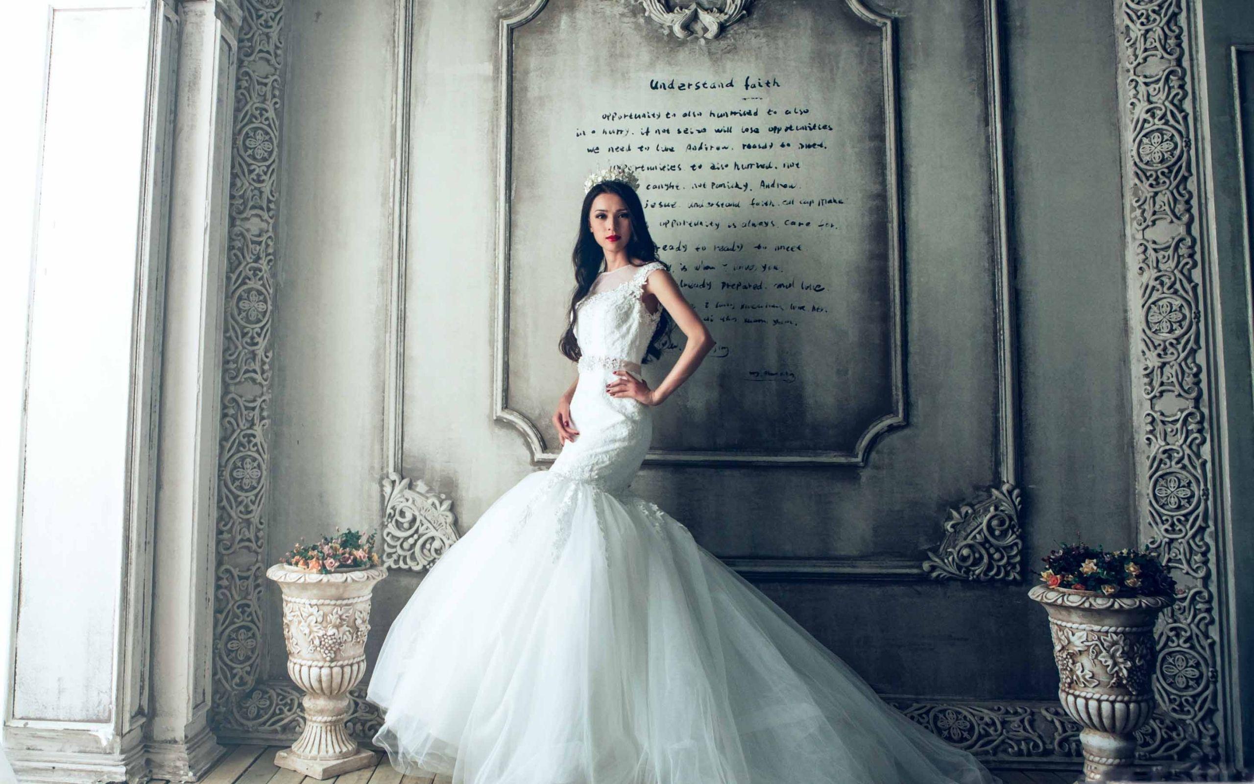 2560x1600 Bride Wedding Dress MacBook Air Wallpaper Download