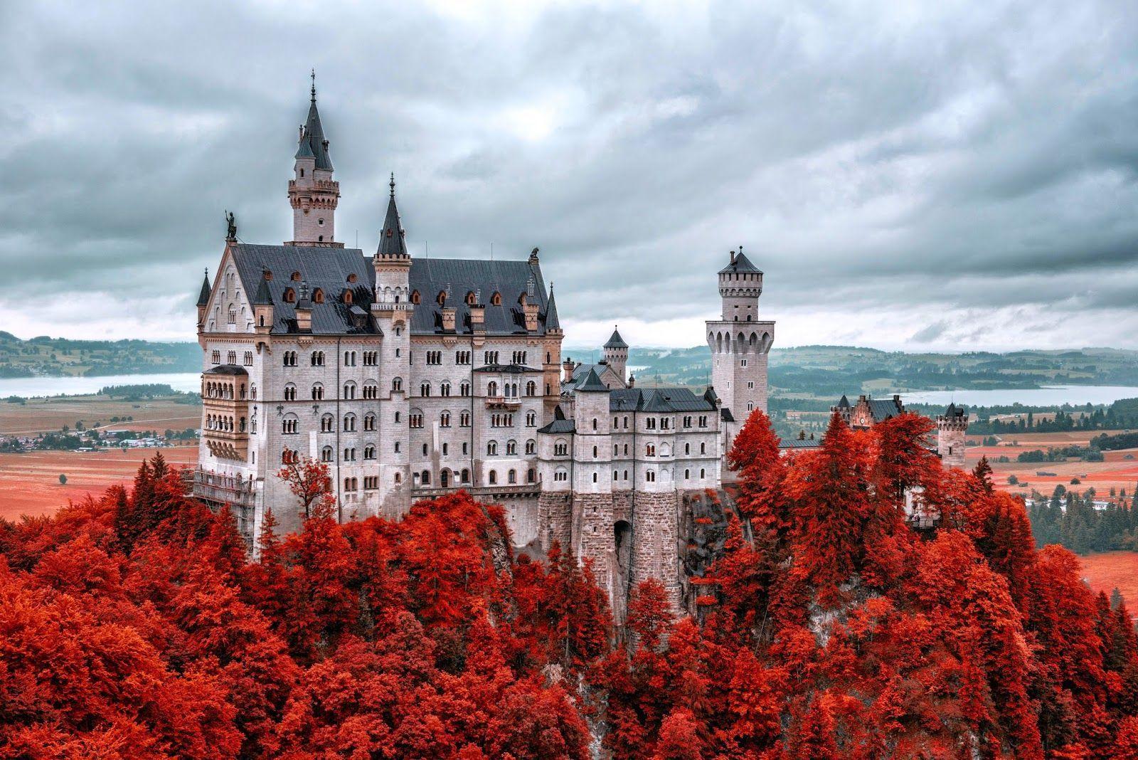 1600x1068 Neuschwanstein Castle Wallpaper HD. Castelo da bela adormecida