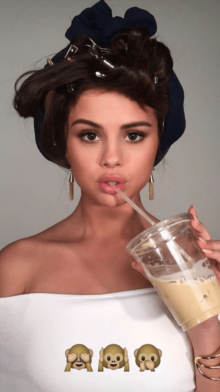 750x1334 Selena Gomez Aesthetic HD Wallpaper
