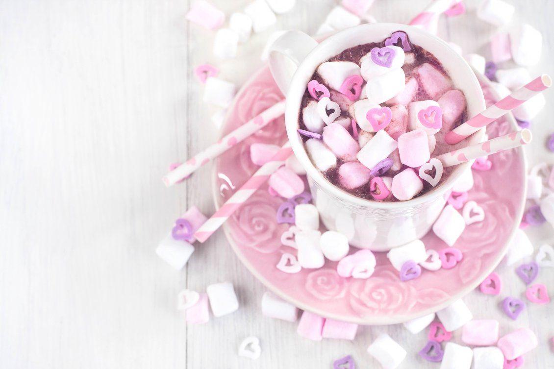 1130x753 Sweet pink candies in a hot chocolate cup