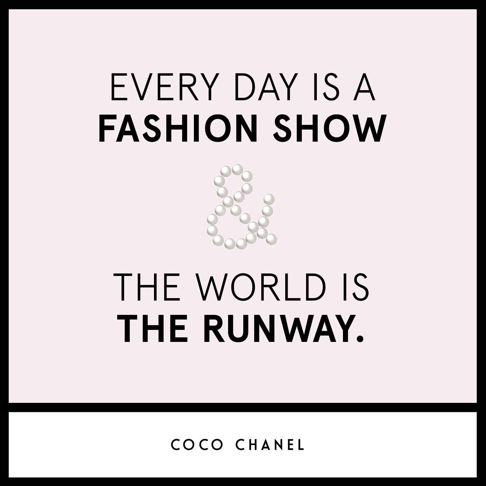 1600x1600 Trích dẫn Coco Chanel về Thời trang, Làm đẹp và Trang điểm (2020)