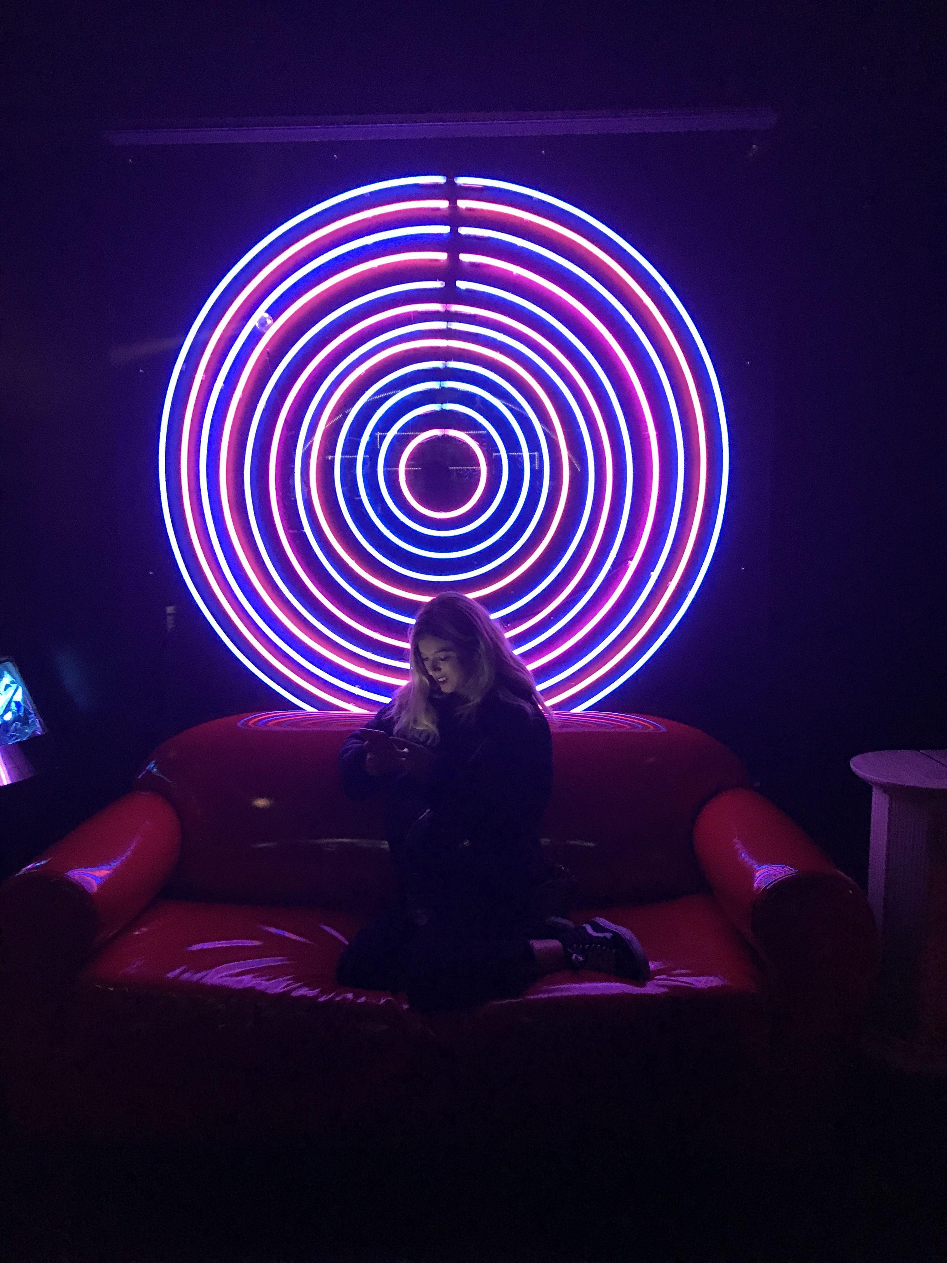 3024x4032 Free of fluorescent, nightclub, sitting