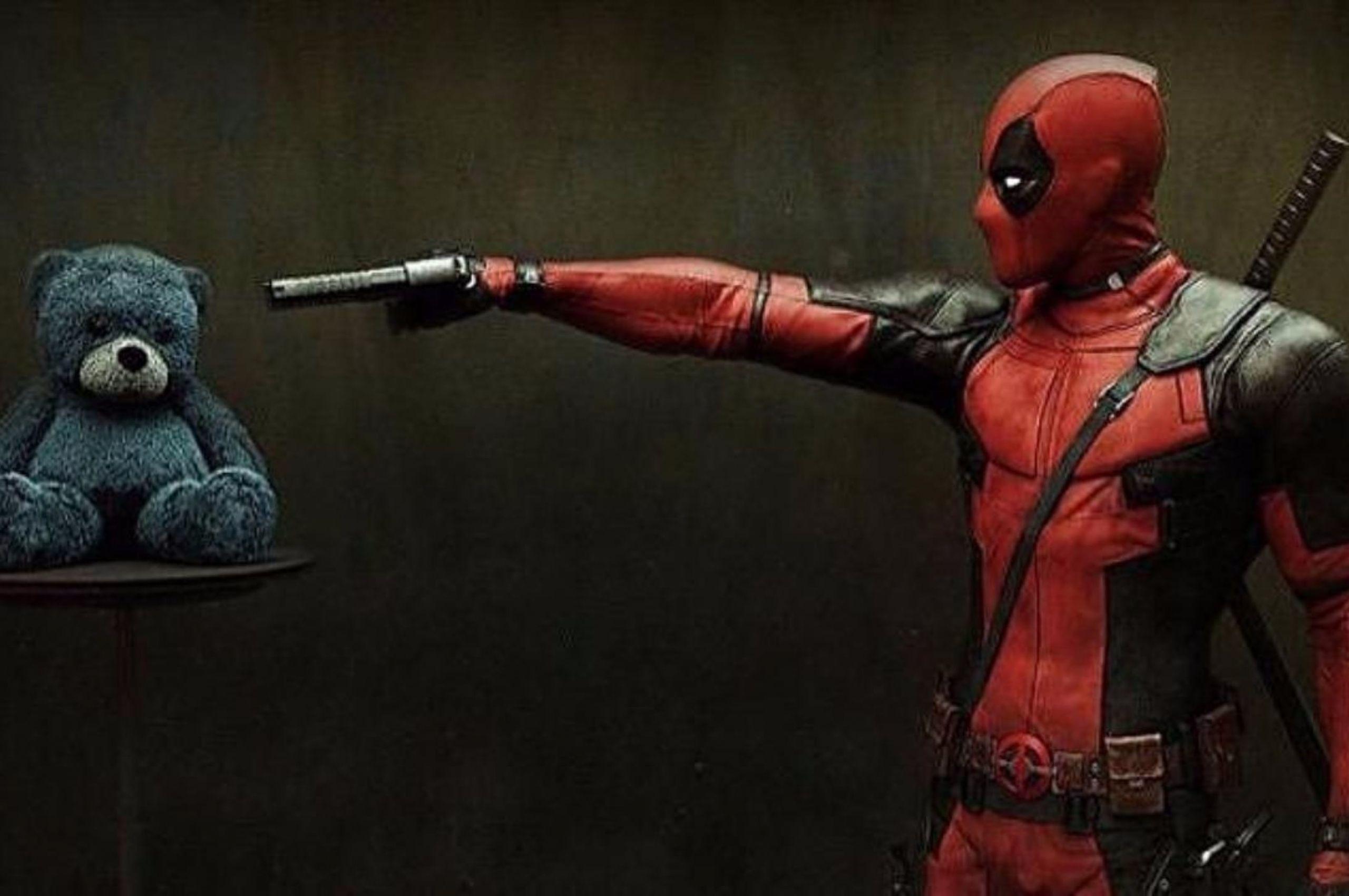 2560x1700 Free download 70 4K Deadpool Wallpaper