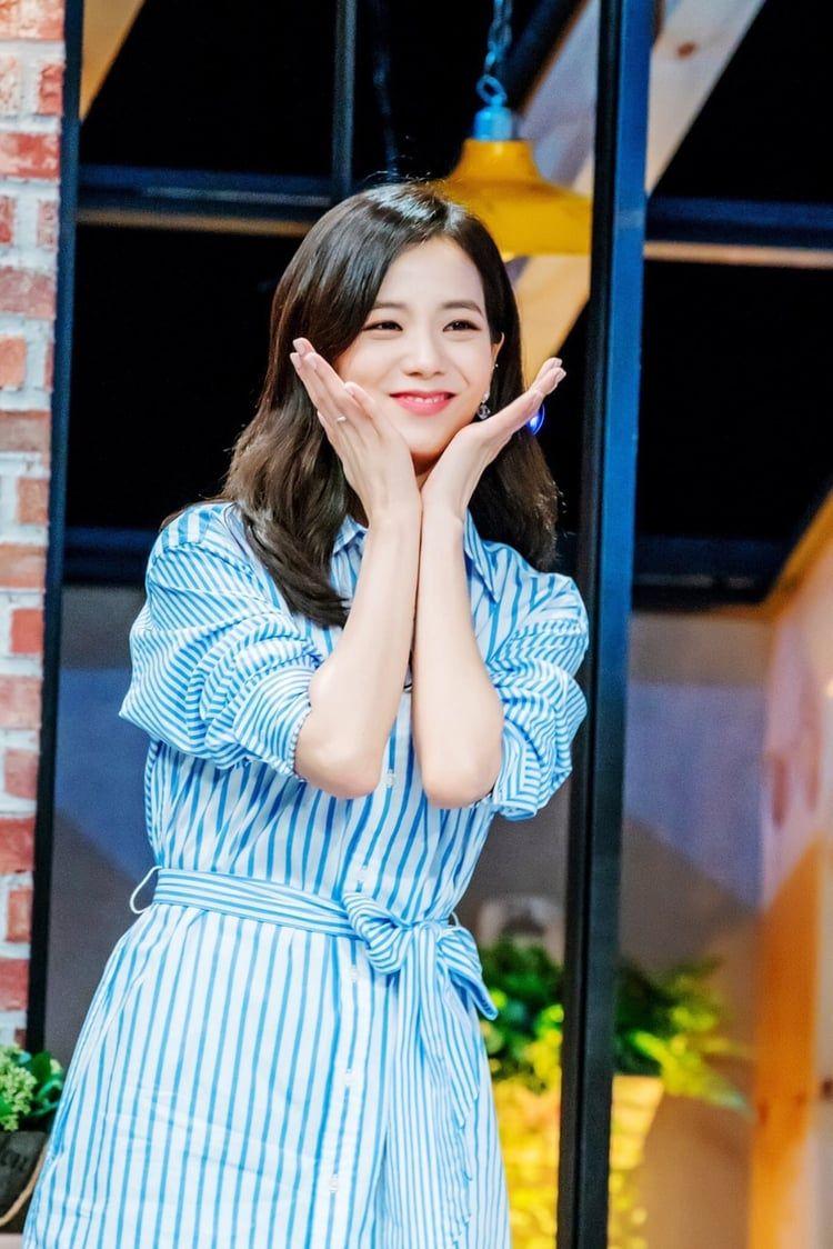 750x1124 Jisoo