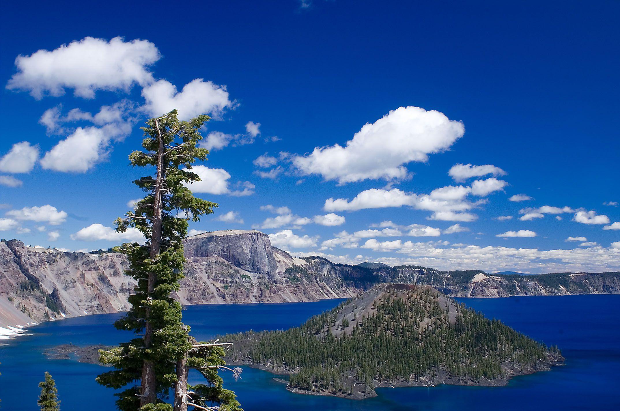 2148x1424 Crater Lake Landscape Wallpaper