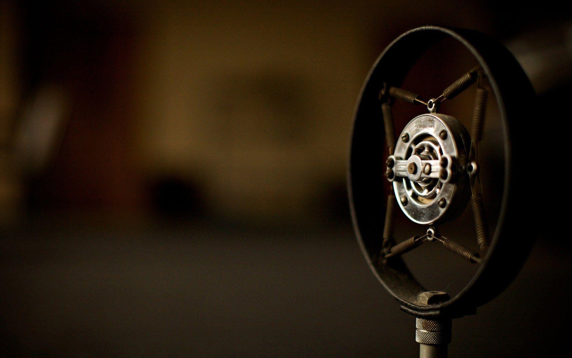 1920x1200 Microphone wallpaperx1200
