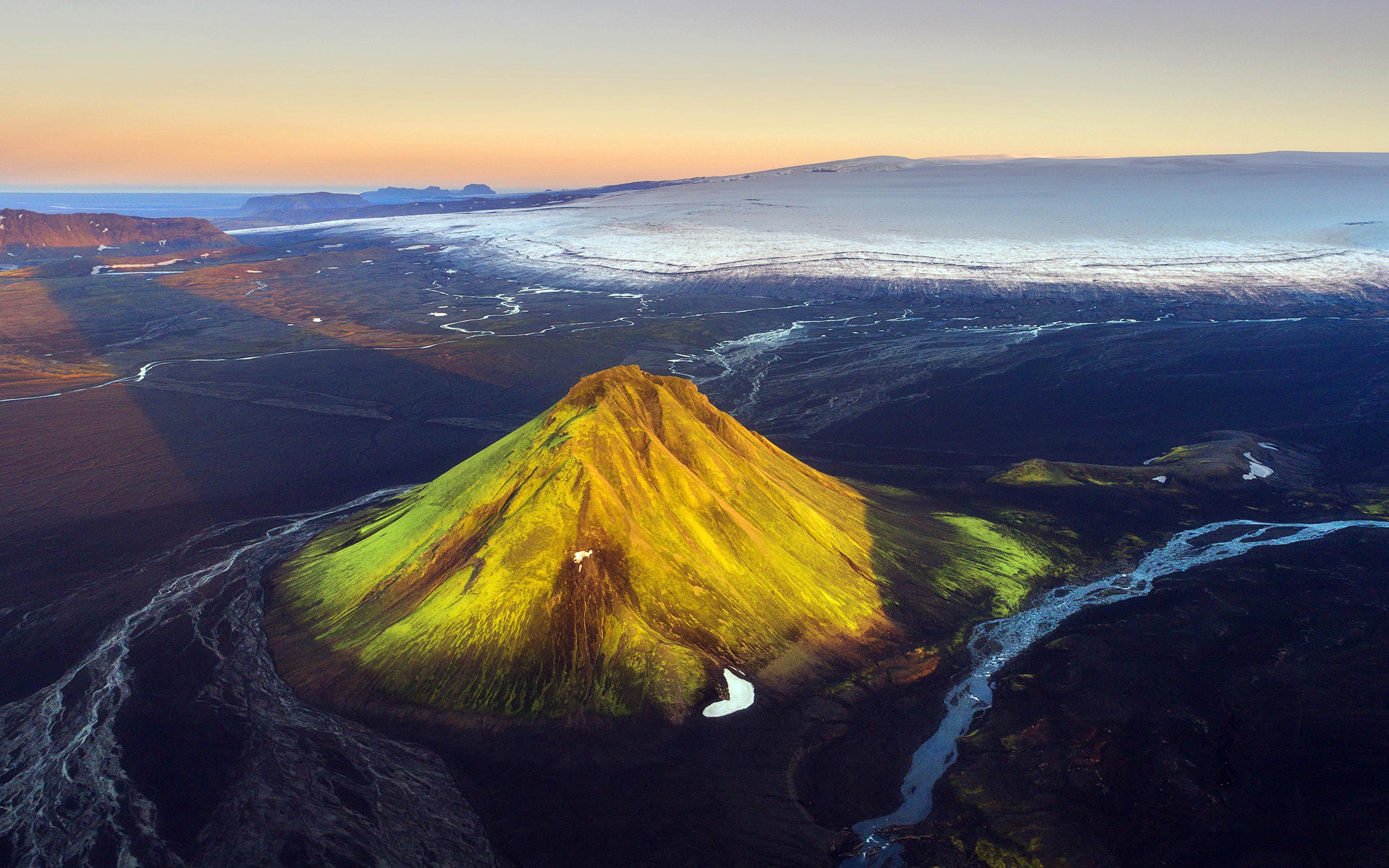 Iceland Volcano Wallpapers Top Free Iceland Volcano Backgrounds 