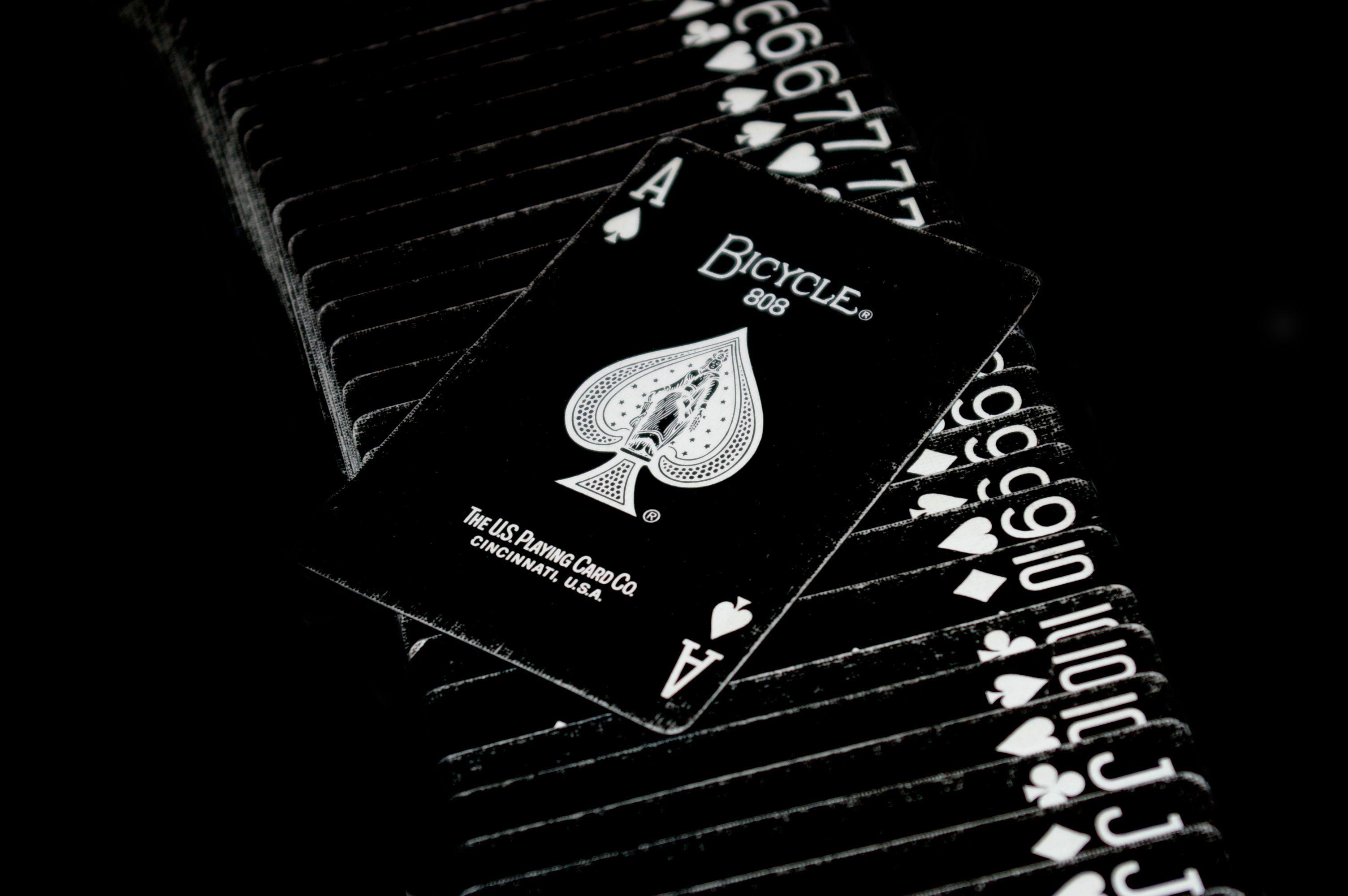 3008x2000 Deck of Cards Background. Bedeck Passion