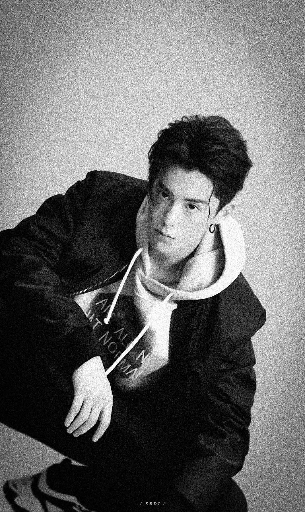 1072x1795 Dylan Wang Wallpaper