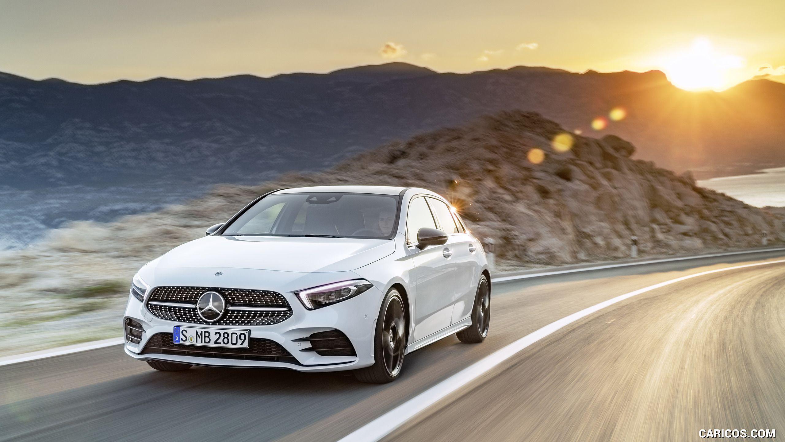 2560x1440 Mercedes Benz A Class (Color: Digital White Pearl)