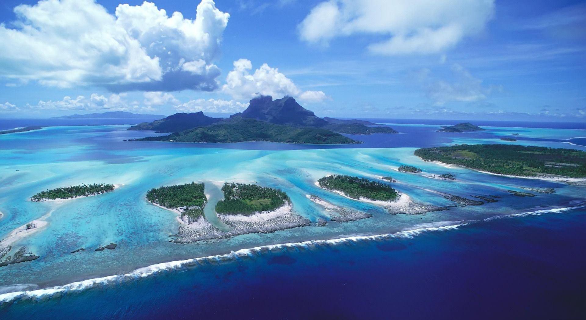 1920x1050 Fiji on Australia