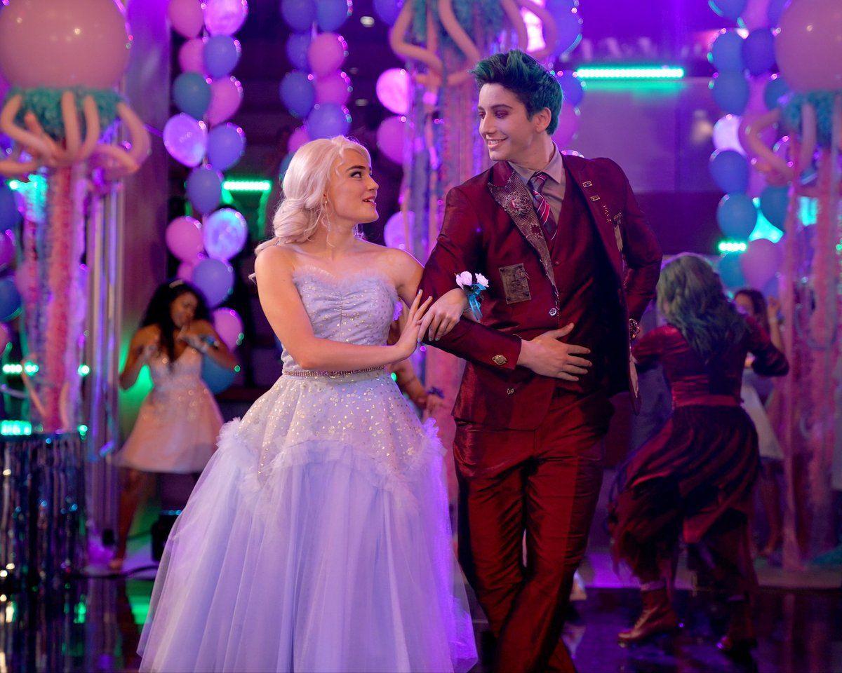 1200x960 Free download Disney Channel PR on Twitter Everybody s ZOMBIES