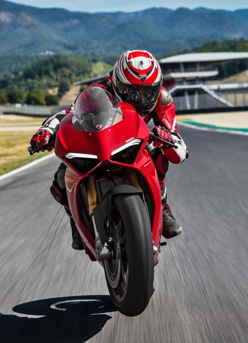 840x1160 Ducati Panigale Wallpaper