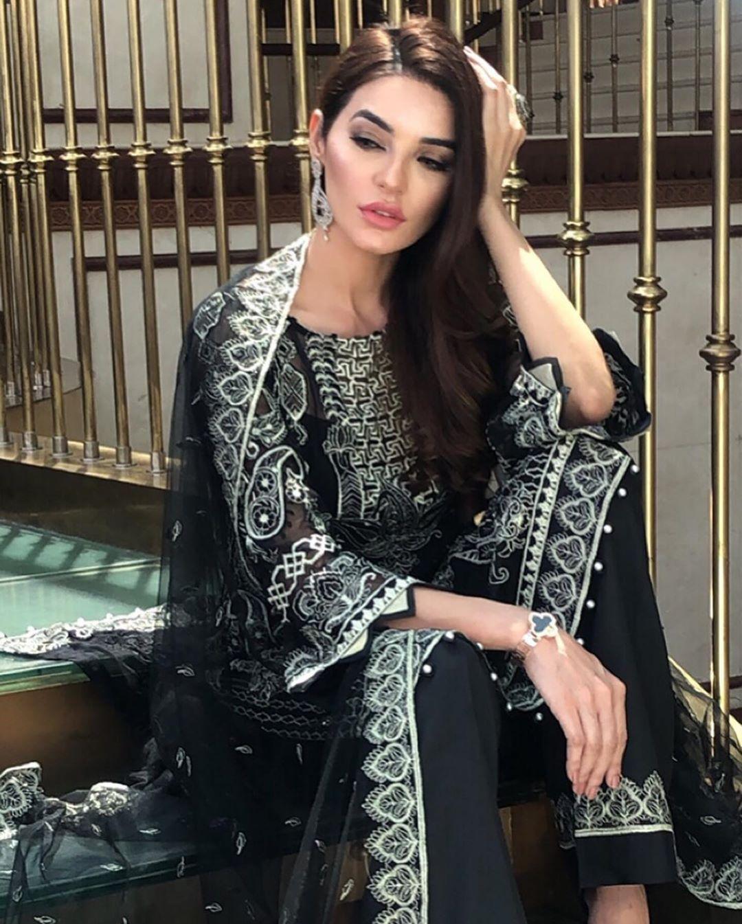 1080x1345 Khuda Aur Mohabbat Fame Girl Sadia Khan's Latest Clicks