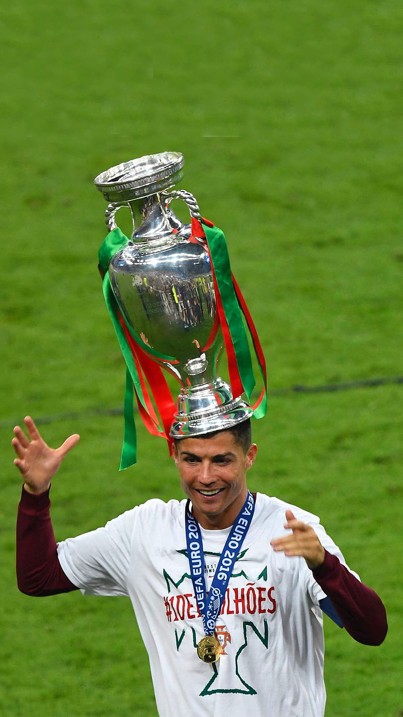 800x1422 HD cr7 uefa 2016 wallpaper