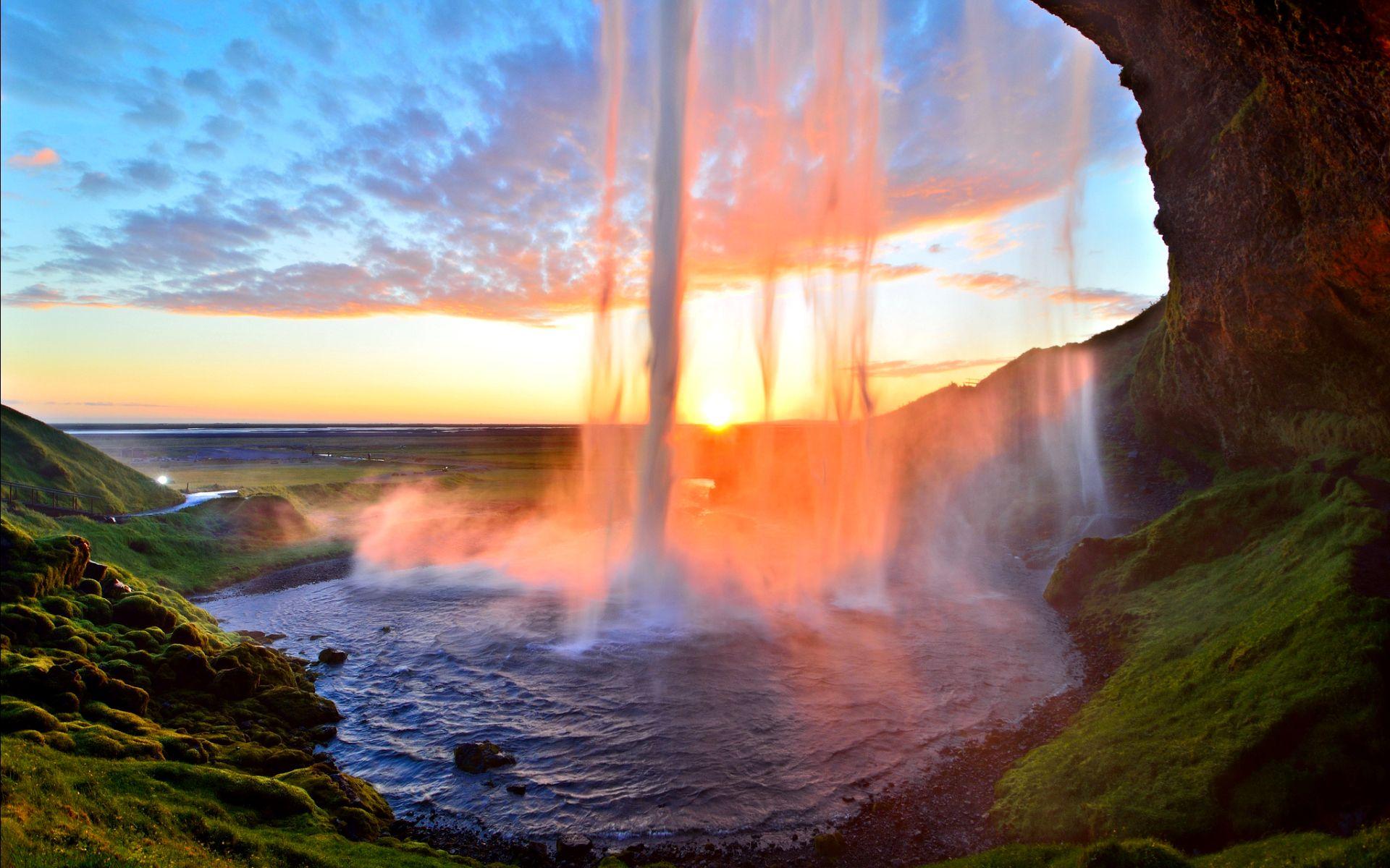 1920x1200 Sunset Curtain Call at Seljalandsfoss, Iceland by David Shield Photography