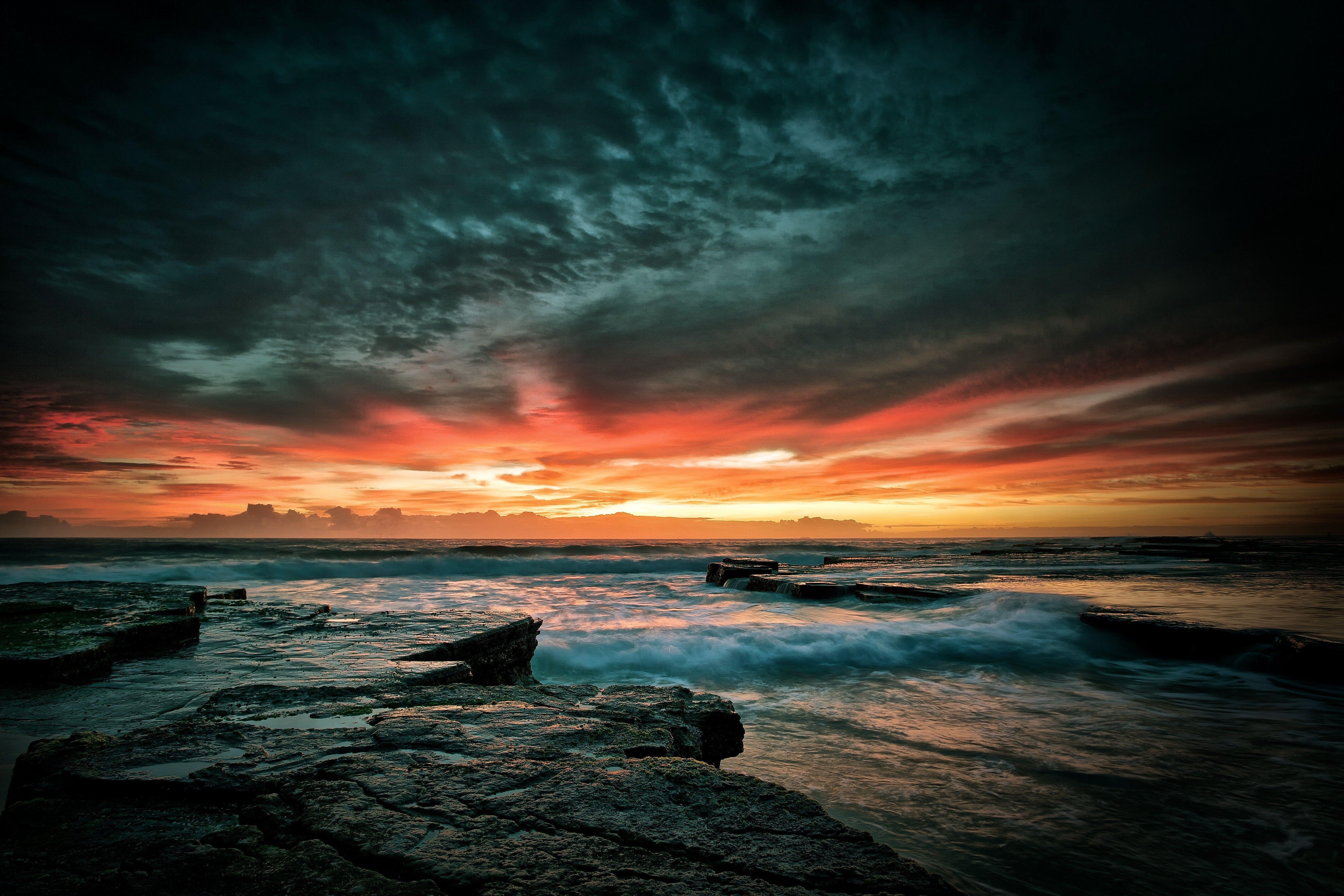 5616x3744 Dark Sea Wallpaper