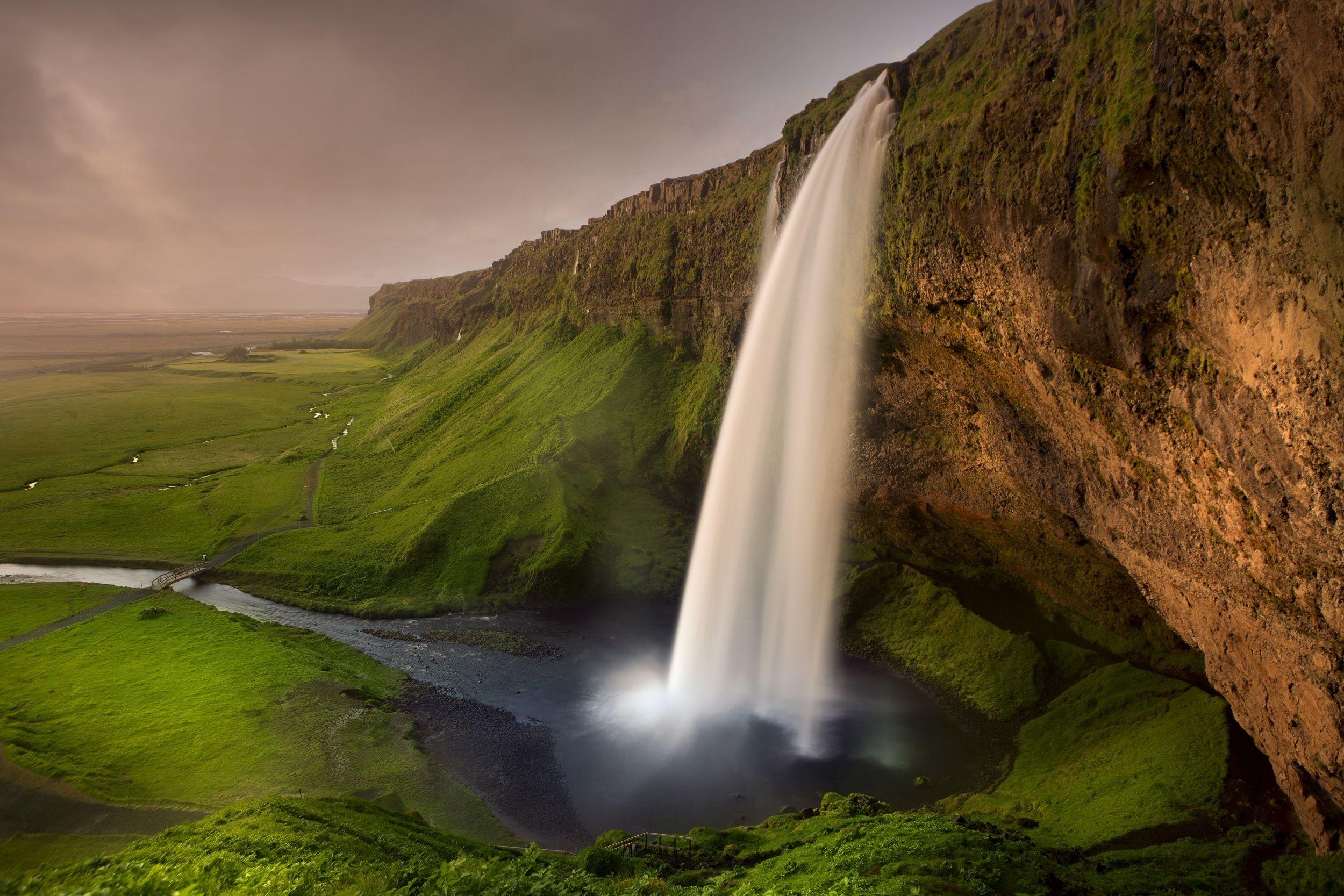 2500x1667 Seljalandsfoss Wallpaper 8 X 1667