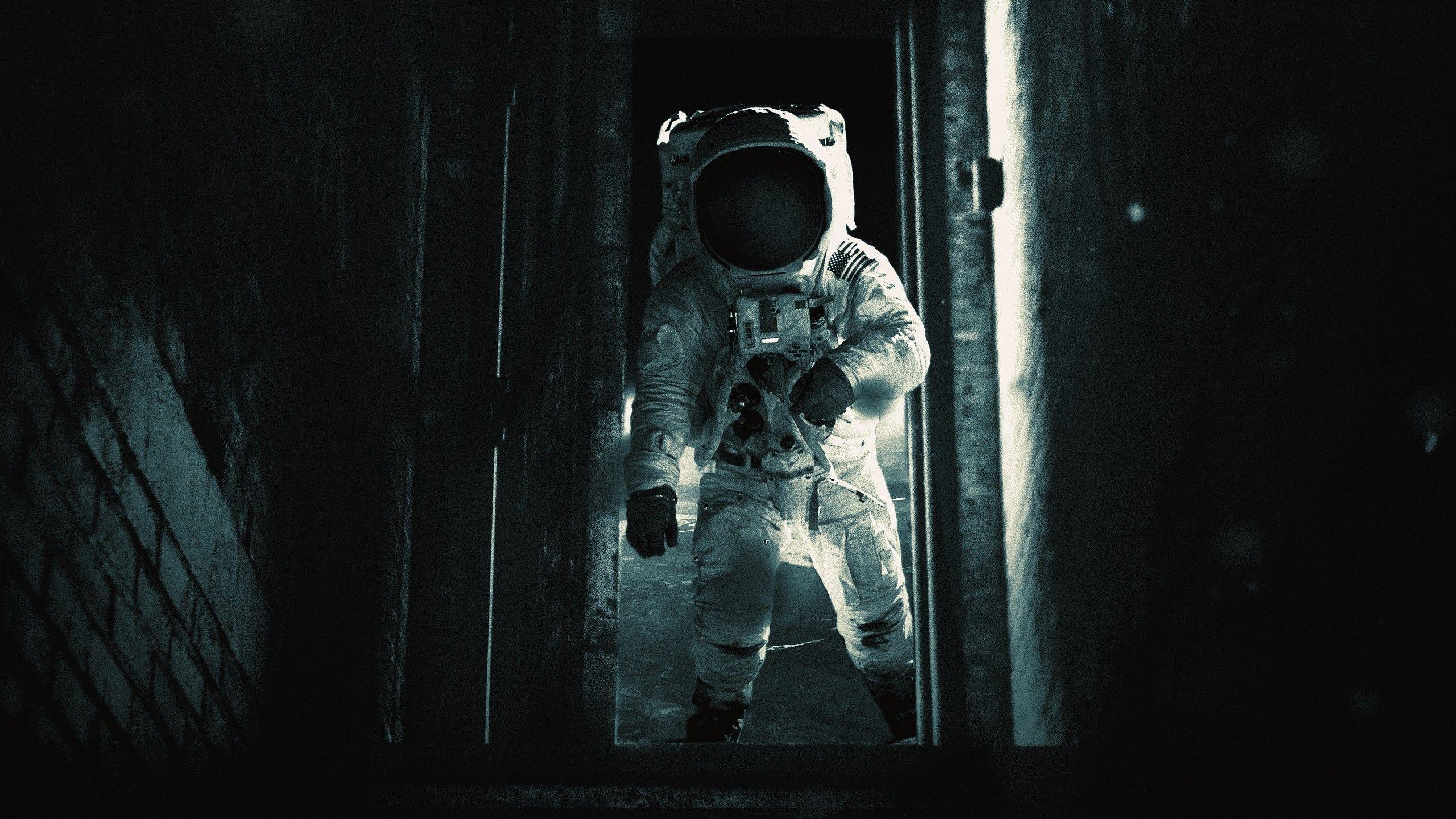 Lonely Astronaut Wallpapers - Top Free Lonely Astronaut Backgrounds