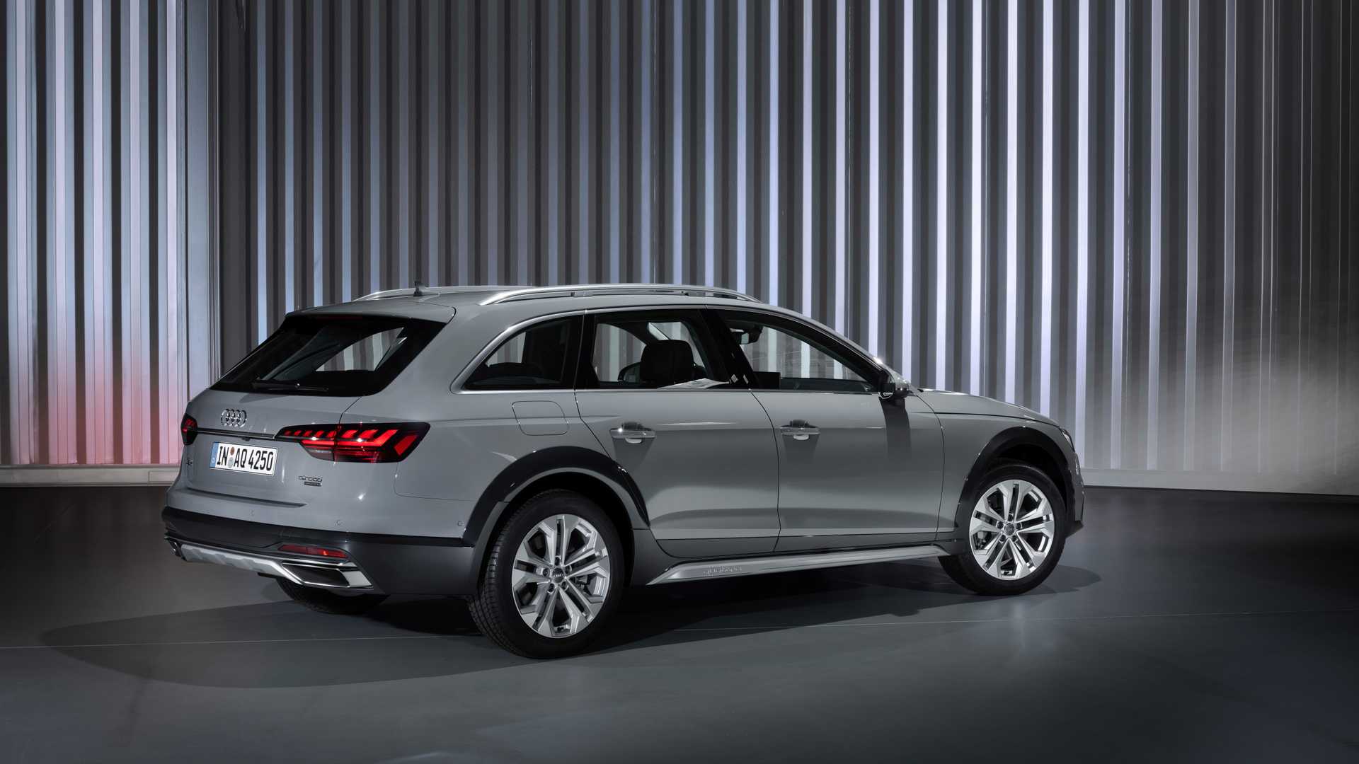 1920x1080 Audi A4 Allroad Rear Three Quarter Wallpaper (31)