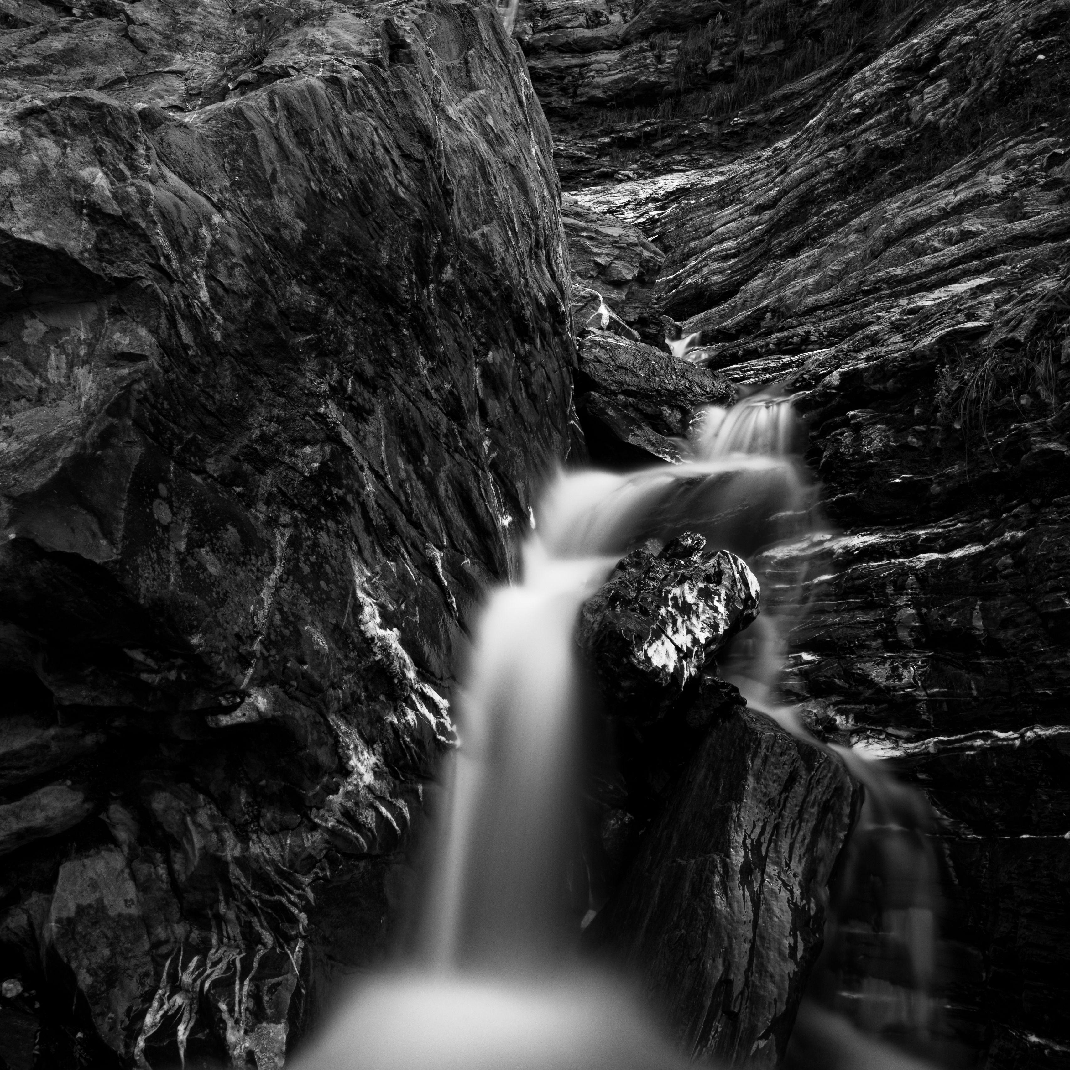 Black and White Waterfall Wallpapers - Top Free Black and White