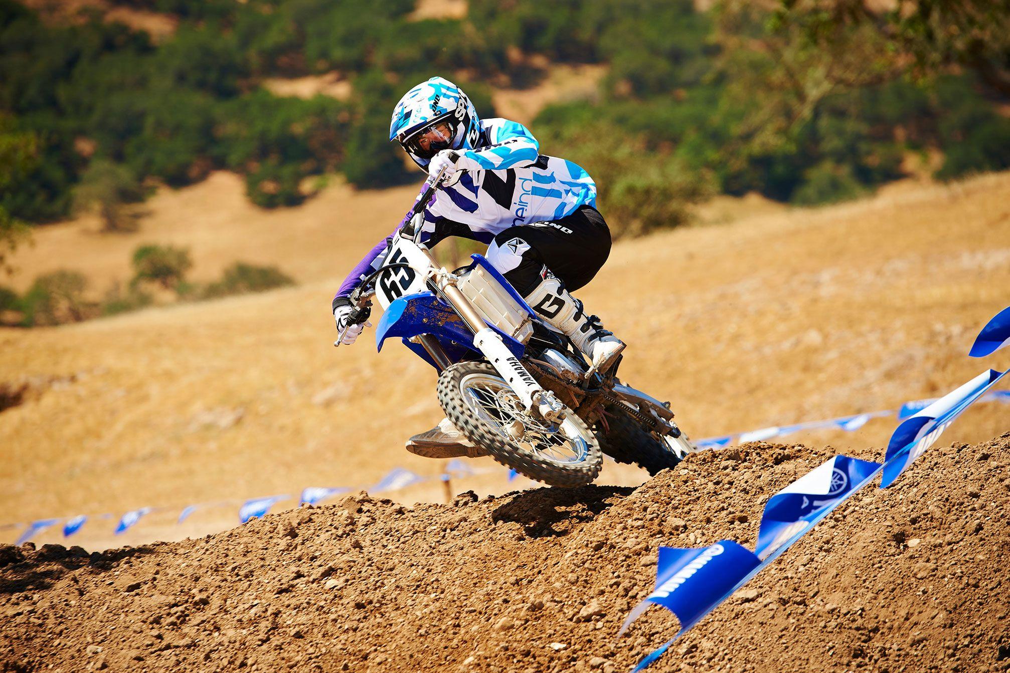2014x1343 Bike wallpaper