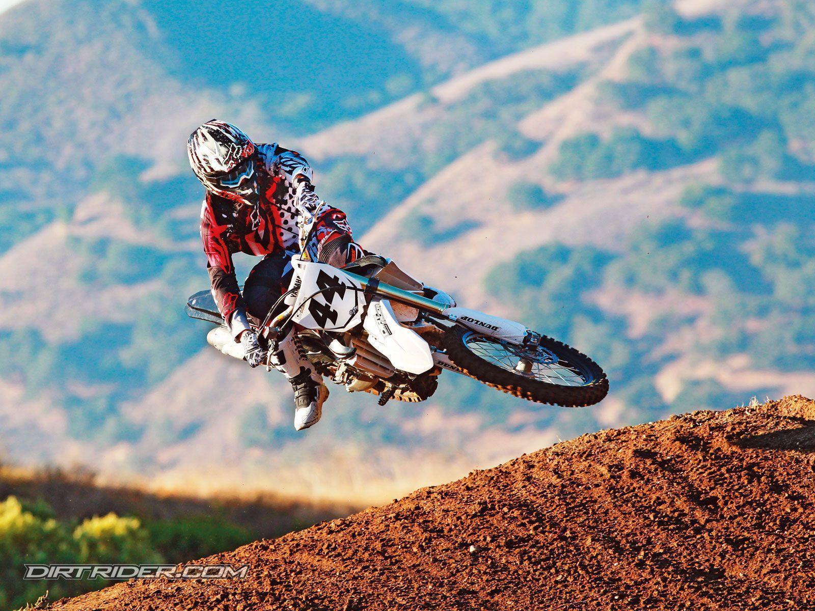 1600x1200 Dirt Bike Background