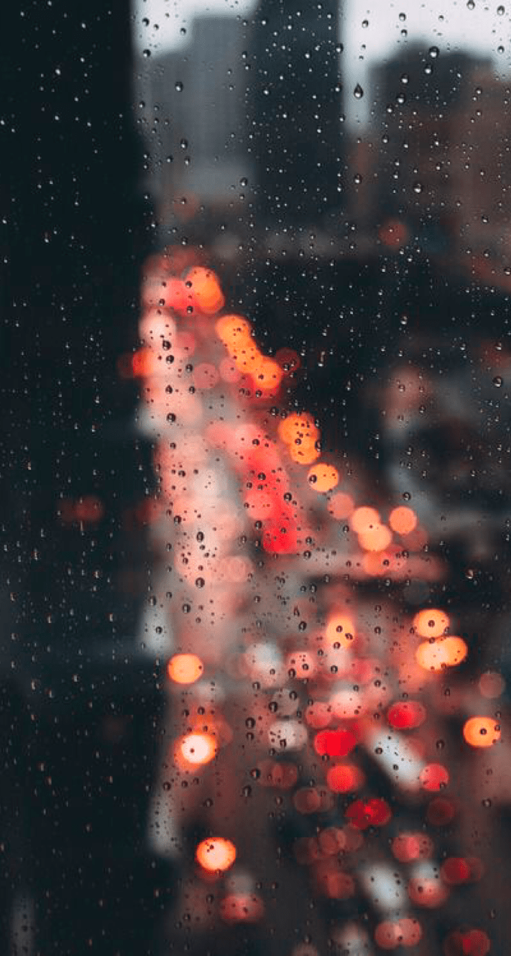 744x1392 i quite like the rain, I remember when you texted me because you saw me dancing in the rain when i was at my abuel. Bokeh photography, Aesthetic wallpaper, Bokeh