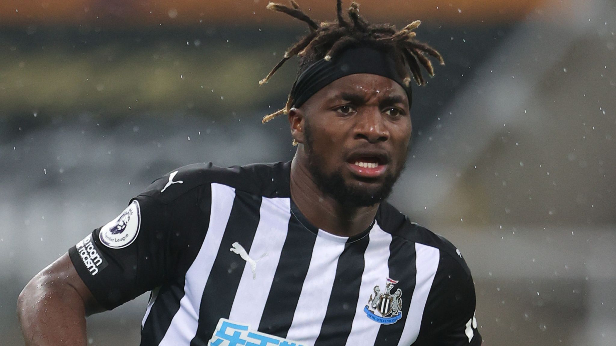 2048x1152 Allan Saint Maximin: Newcastle Winger Signs New Six Year Deal