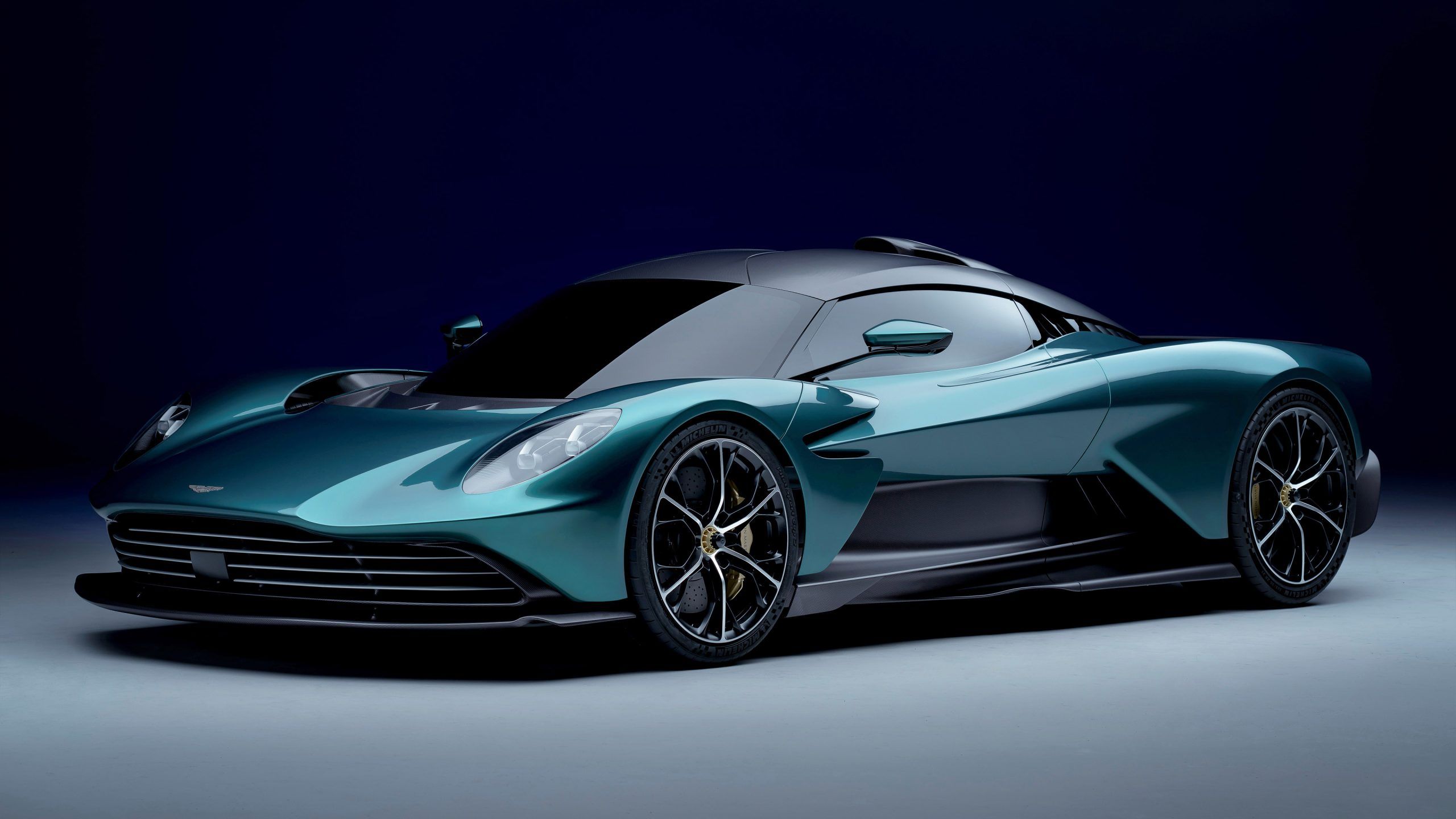 2560x1440 Aston Martin Valhalla Wallpaper