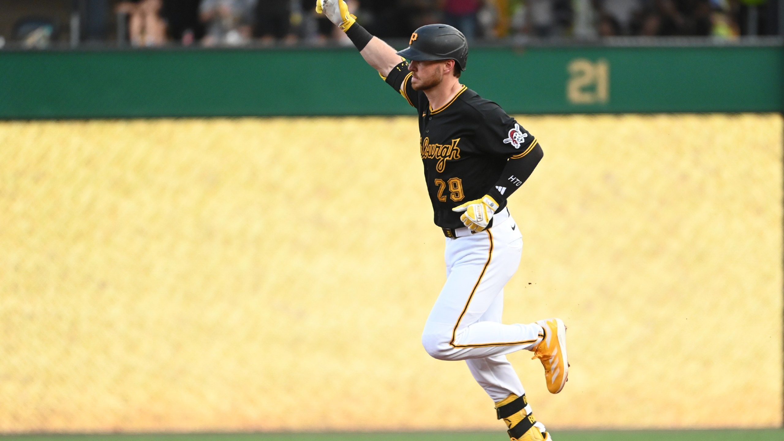 2560x1440 Pirates' Ryan O'Hearn Sets Club Record With 10 RBIs During 3 Homer Night Vs. Braves