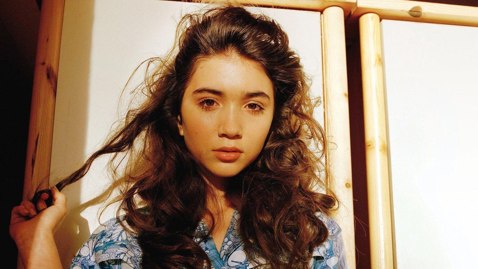 1600x900 Rowan Blanchard: girl almighty
