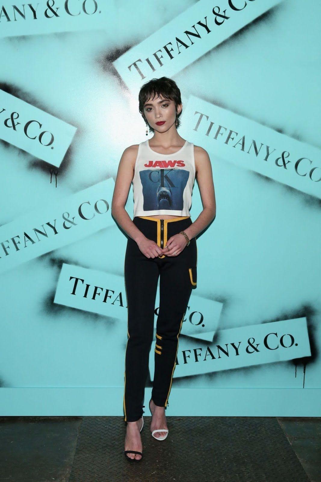1067x1600 HD Wallpaper of Rowan Blanchard At The Tiffany Co Modern Love