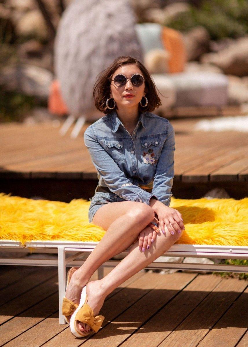 857x1200 Rowan Blanchard wallpaper