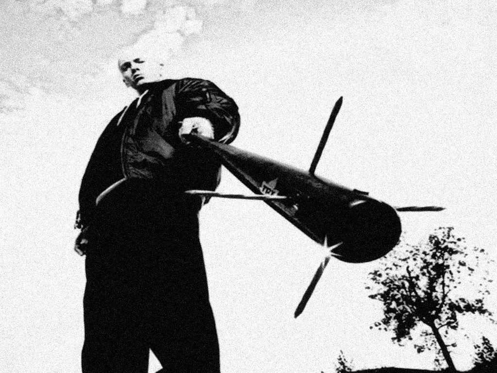 1024x768 Slim Shady 2001