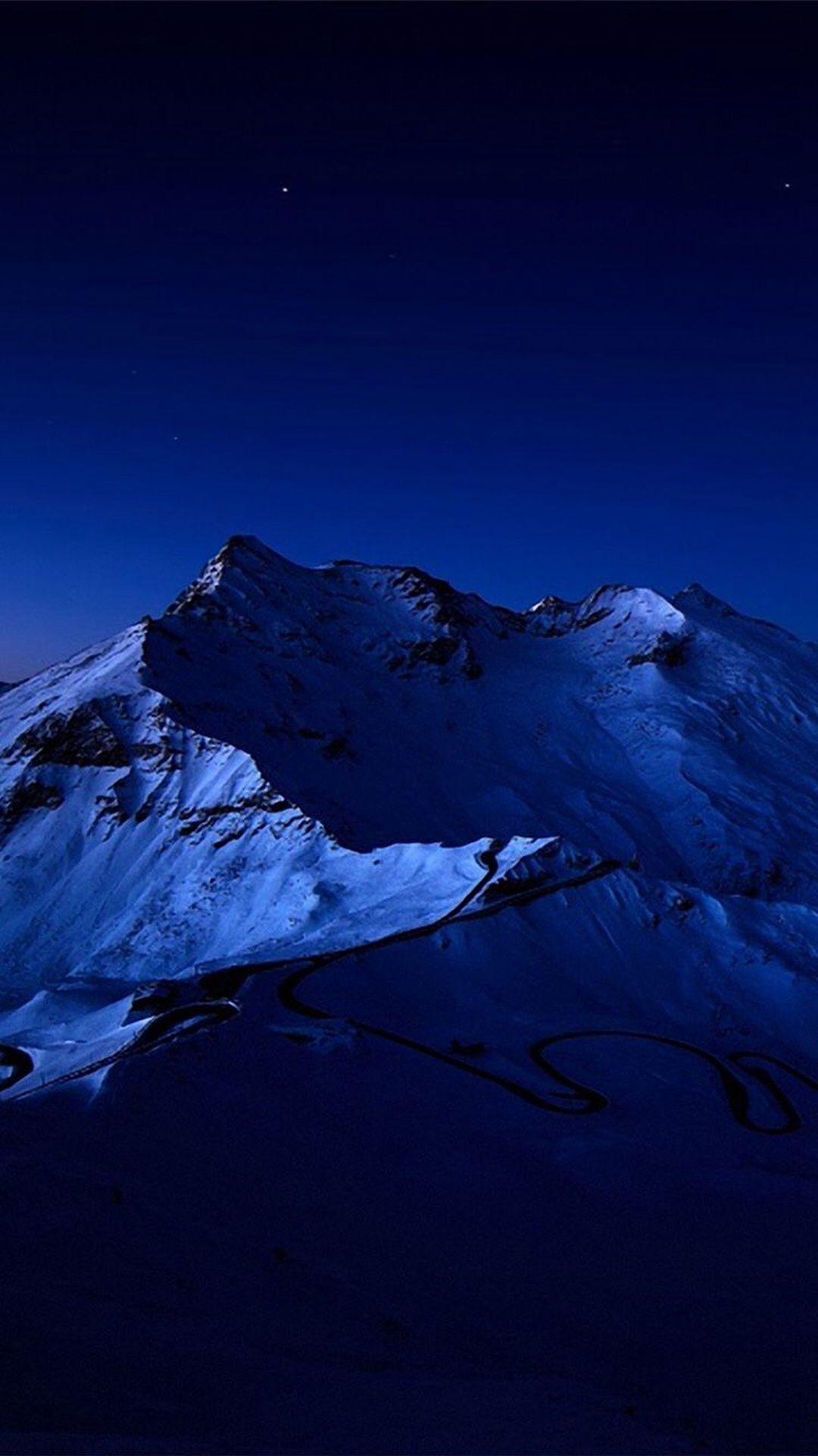 1080x1920 Bầu trời đêm trên đỉnh núi tuyết Hình nền iPhone 8.  Màu xanh dương