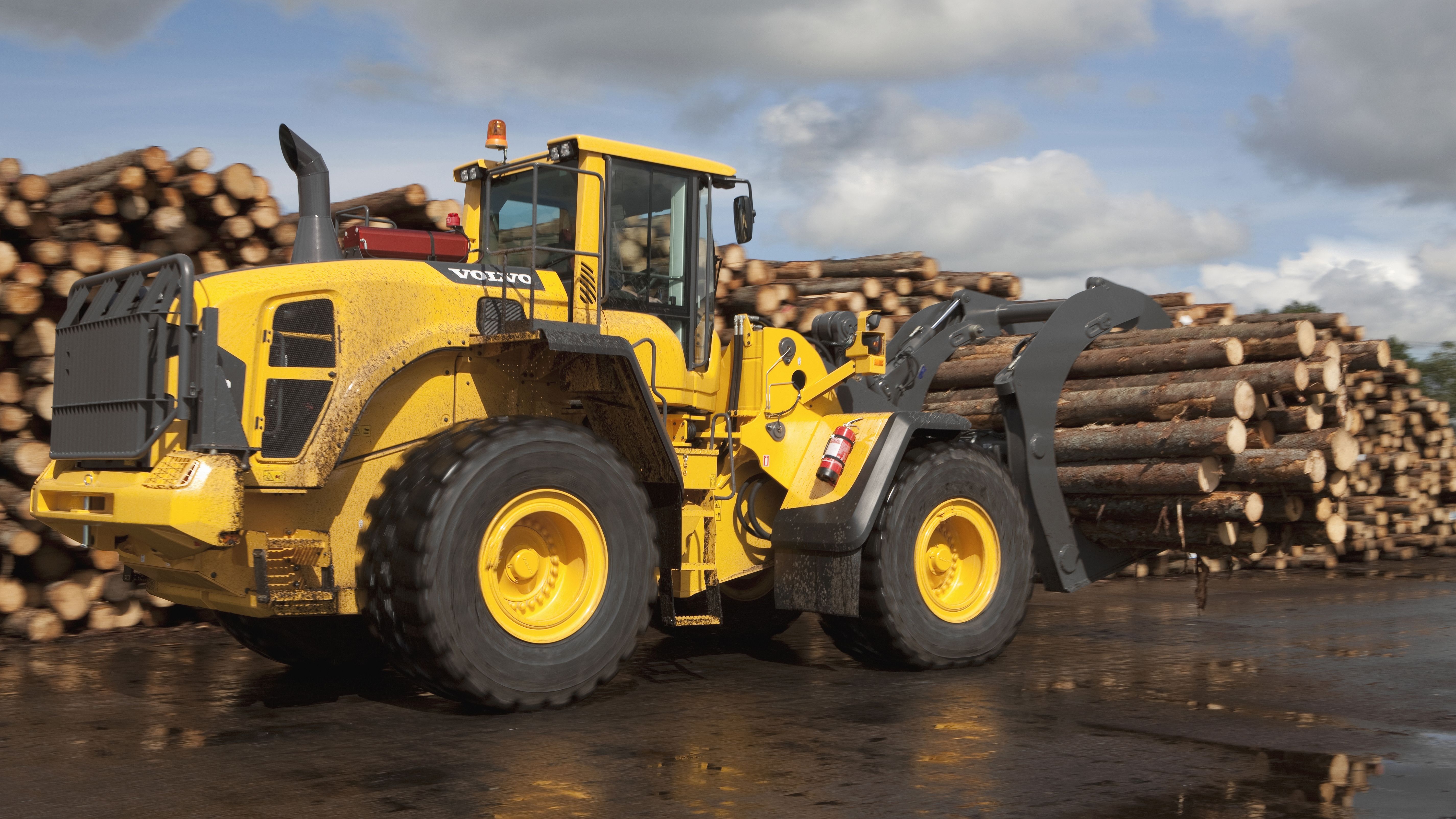 5700x3206 Download Vehicle Volvo Wheel Loader 4k Ultra HD Wallpaperx3206