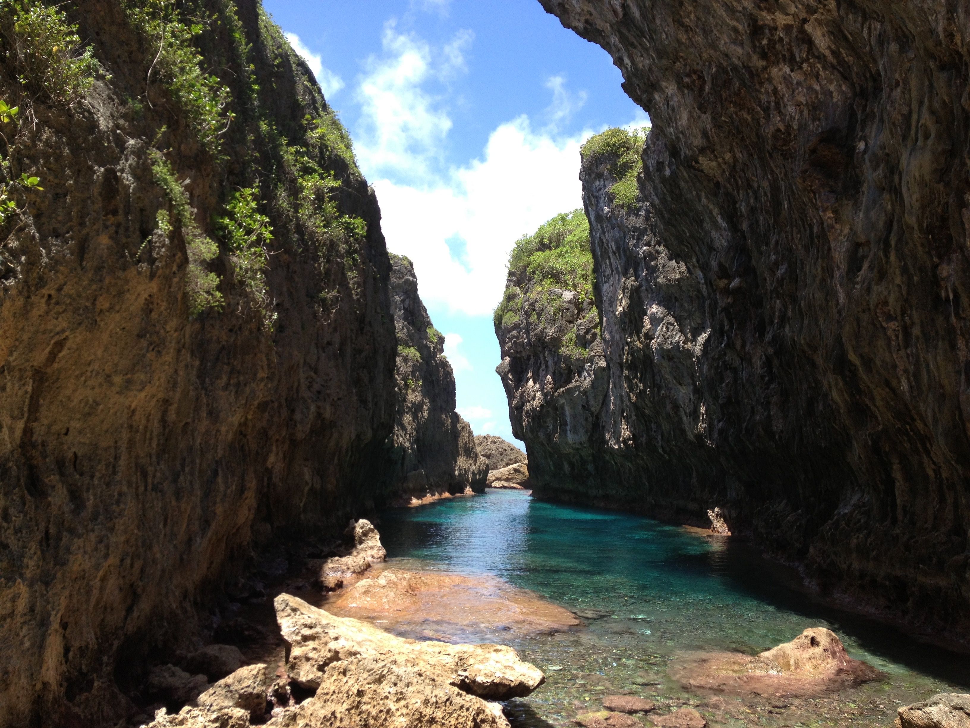 3264x2448 Niue