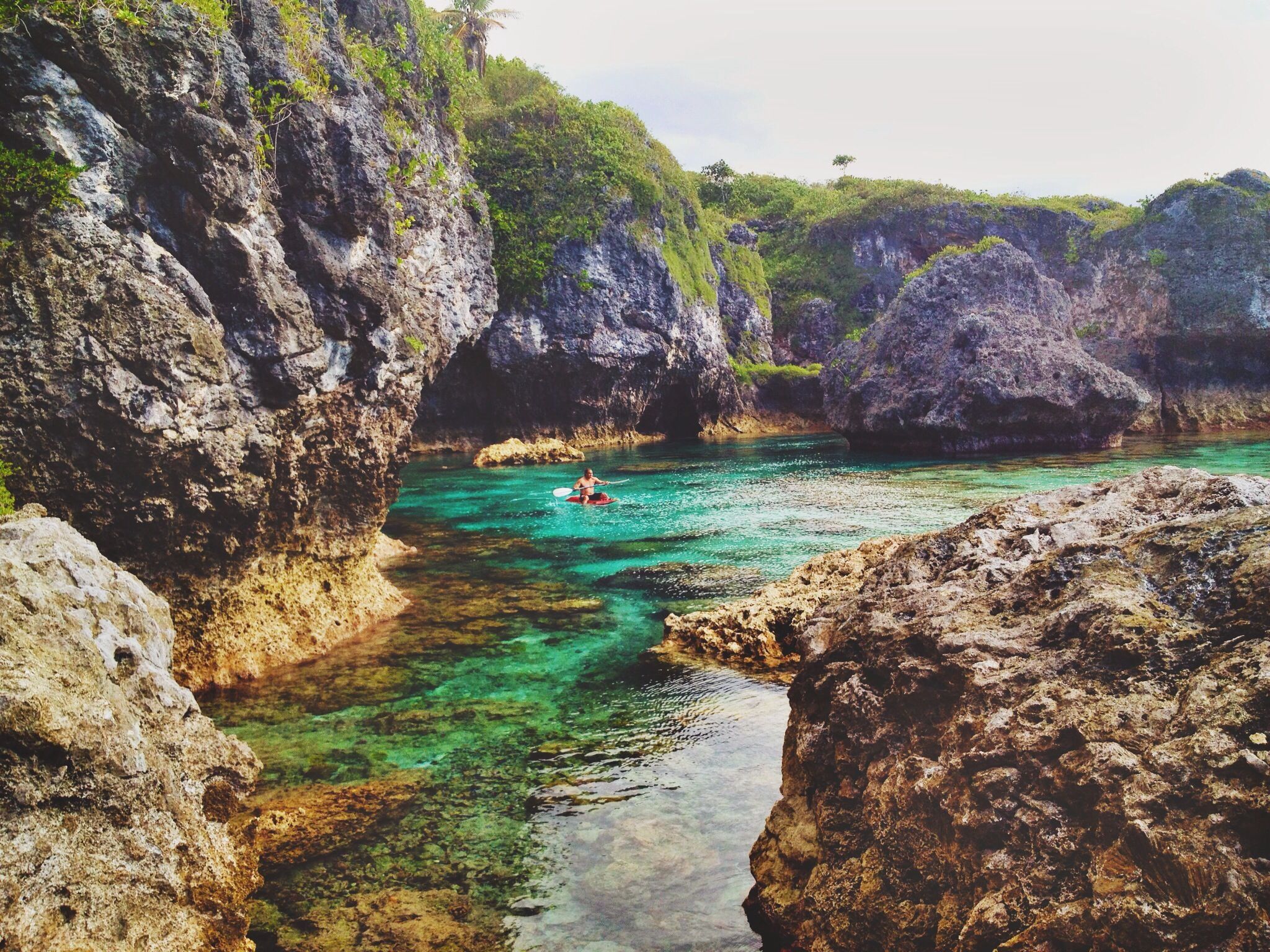 2048x1536 Niue Wallpaper