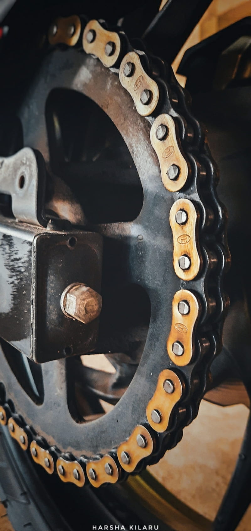 800x1690 Chain sproket, car, chain sproket, motorcycle, sport, wheel, wheels, HD phone wallpaper