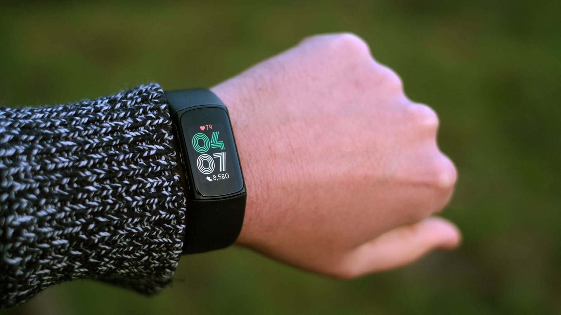 1920x1080 Fitbit still has a place in the smartwatch era