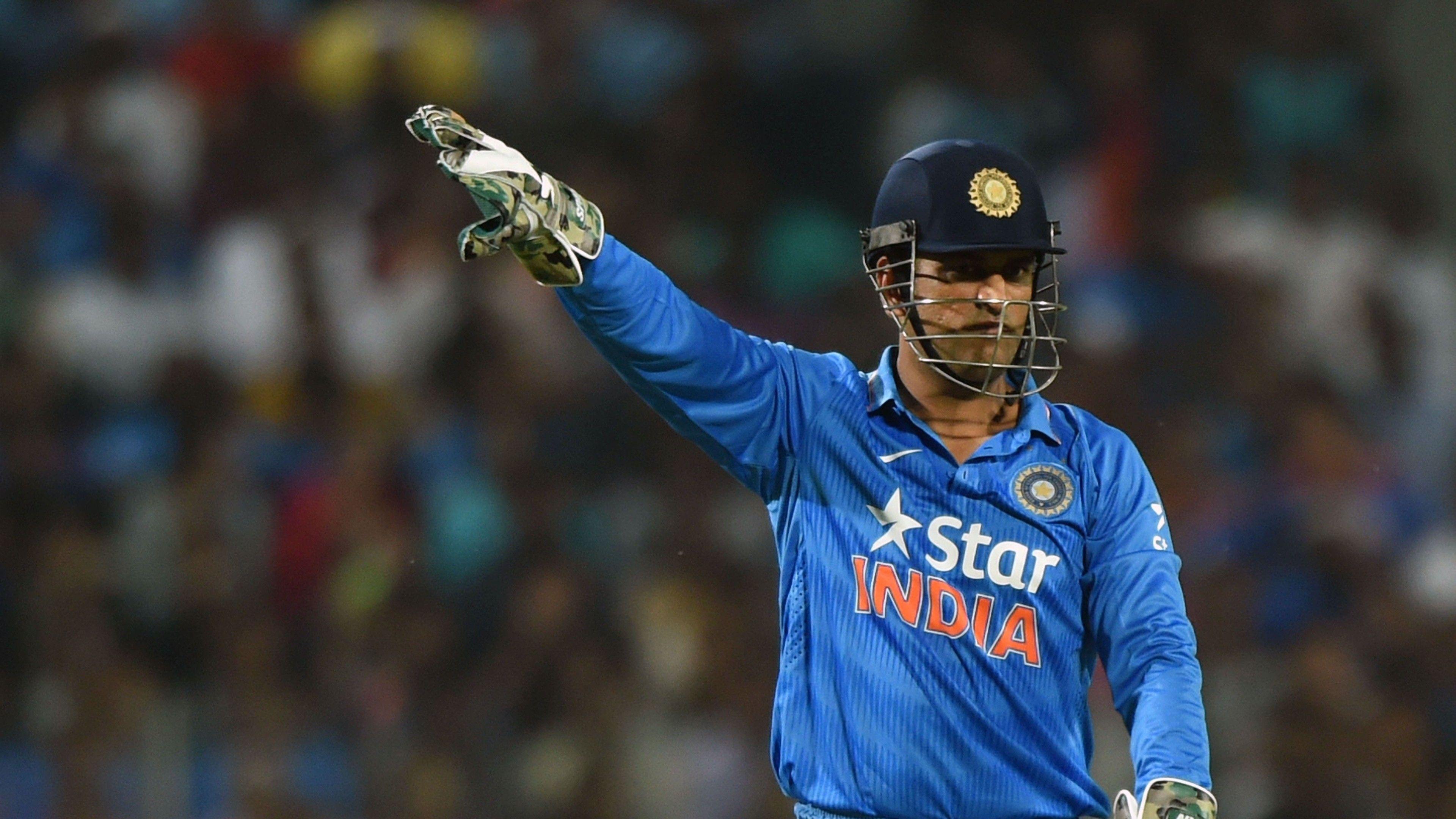 Dhoni HD Wallpapers - Top Free Dhoni HD Backgrounds - WallpaperAccess