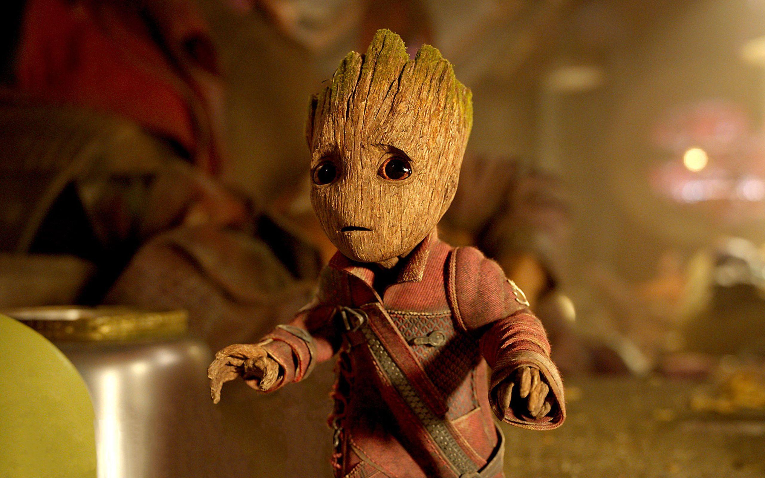 2560x1600 Groot And Baby Groot Wallpaper