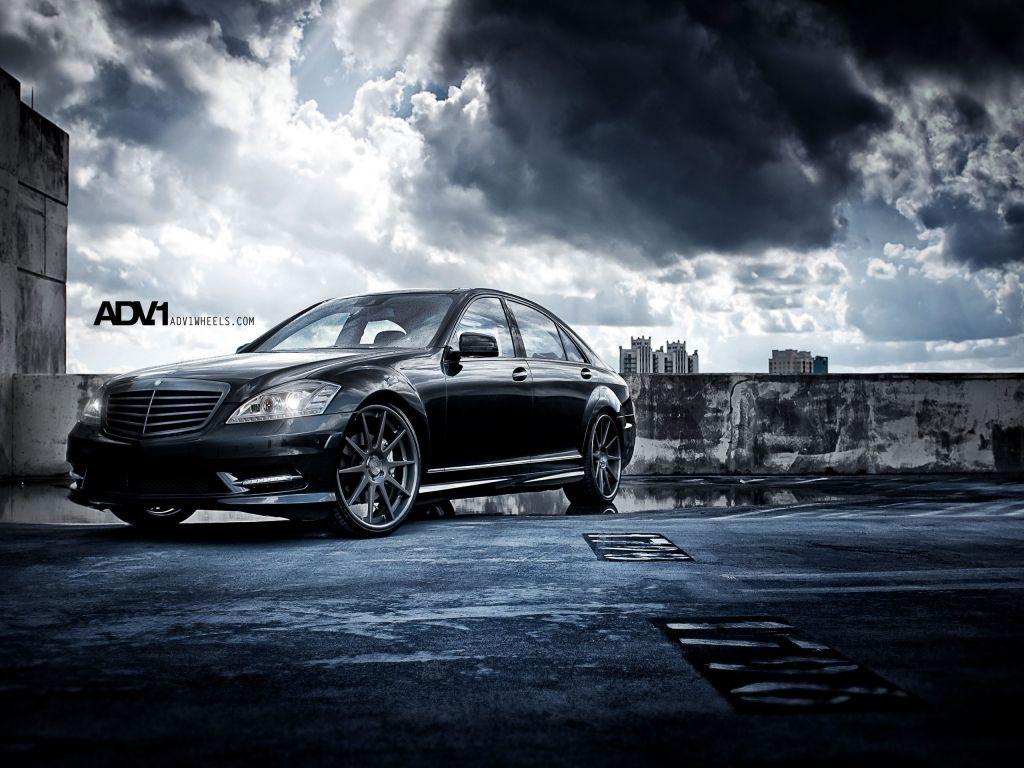1024x768 Affluent Mercedes Benz Wallpaper High Speed