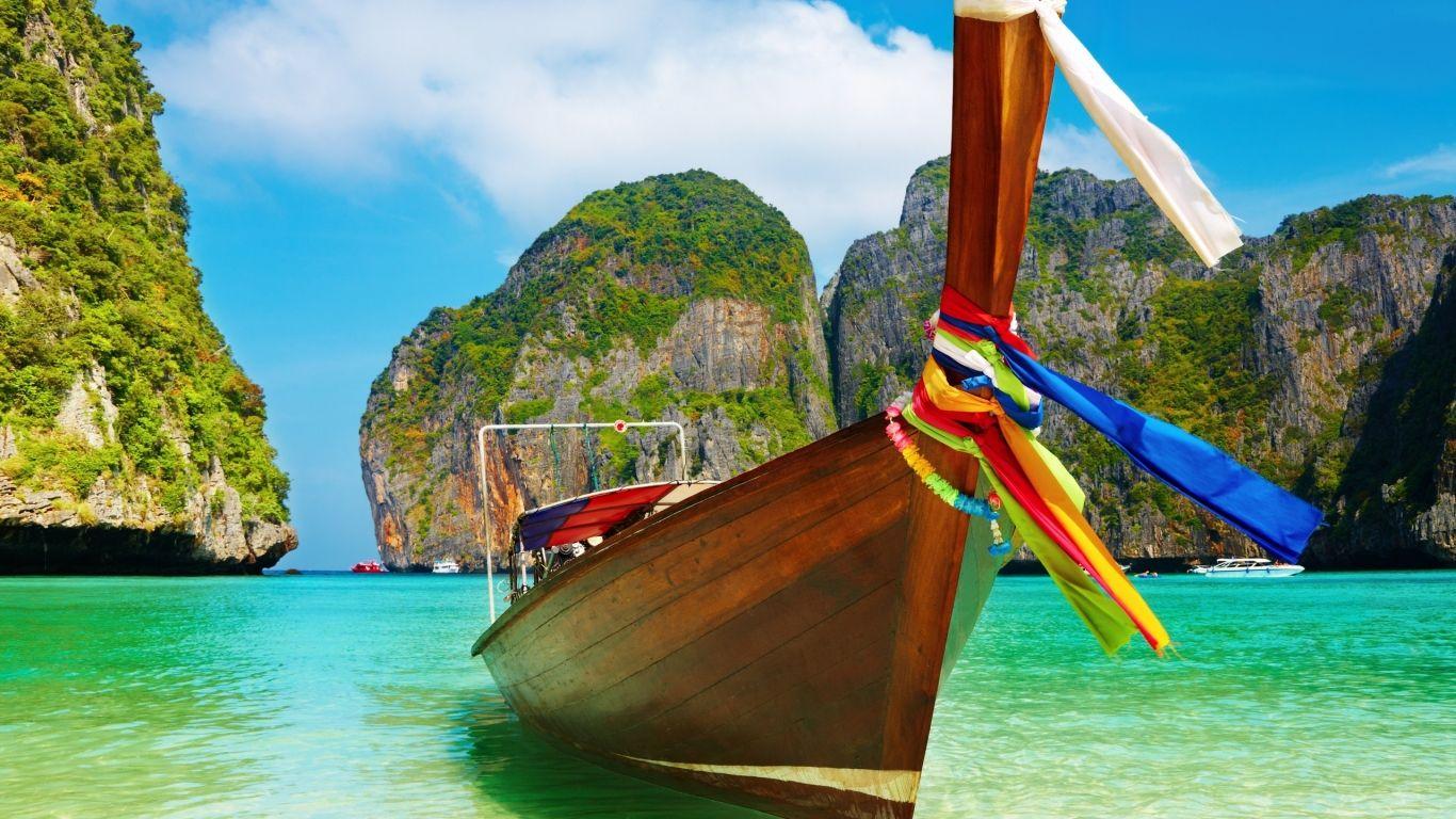 1366x768 Boat Free HD Summer And 925099 Wallpaper wallpaper