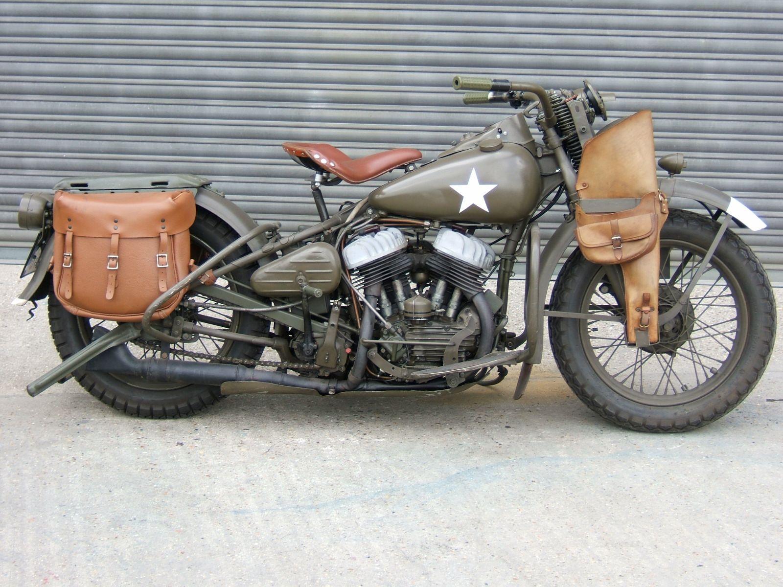 1600x1200 Triumph Bike Wallpaper, Full HD 1080p, Best HD Triumph Bike Photo